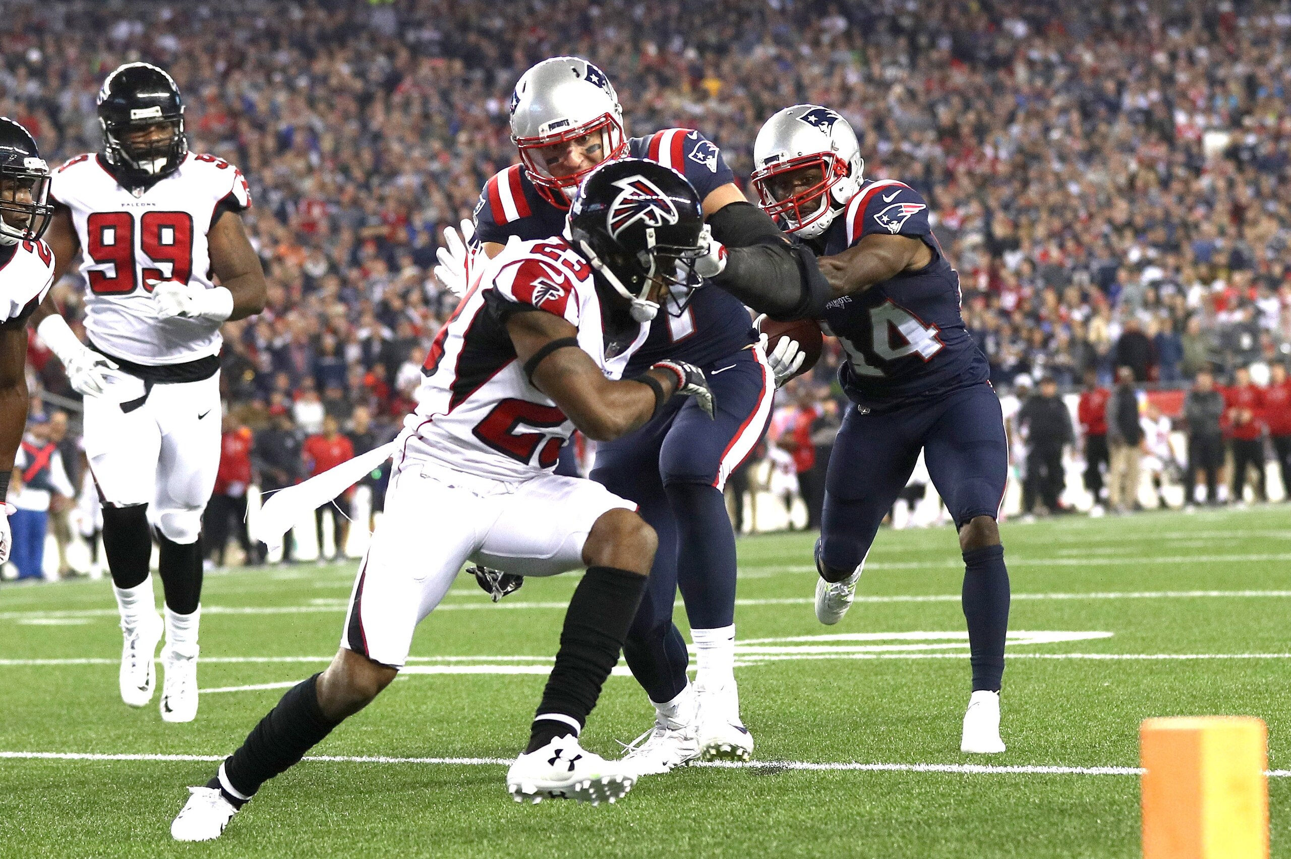 FOXBORO, MA - OCTOBER 22:  Brandin Cooks #14 of the New England Patriots carries the ball for a touchdown as Rob Gronkowski #87 throws a block during the second quarter of a game against the Atlanta Falcons at Gillette Stadium on October 22, 2017 in Foxbo