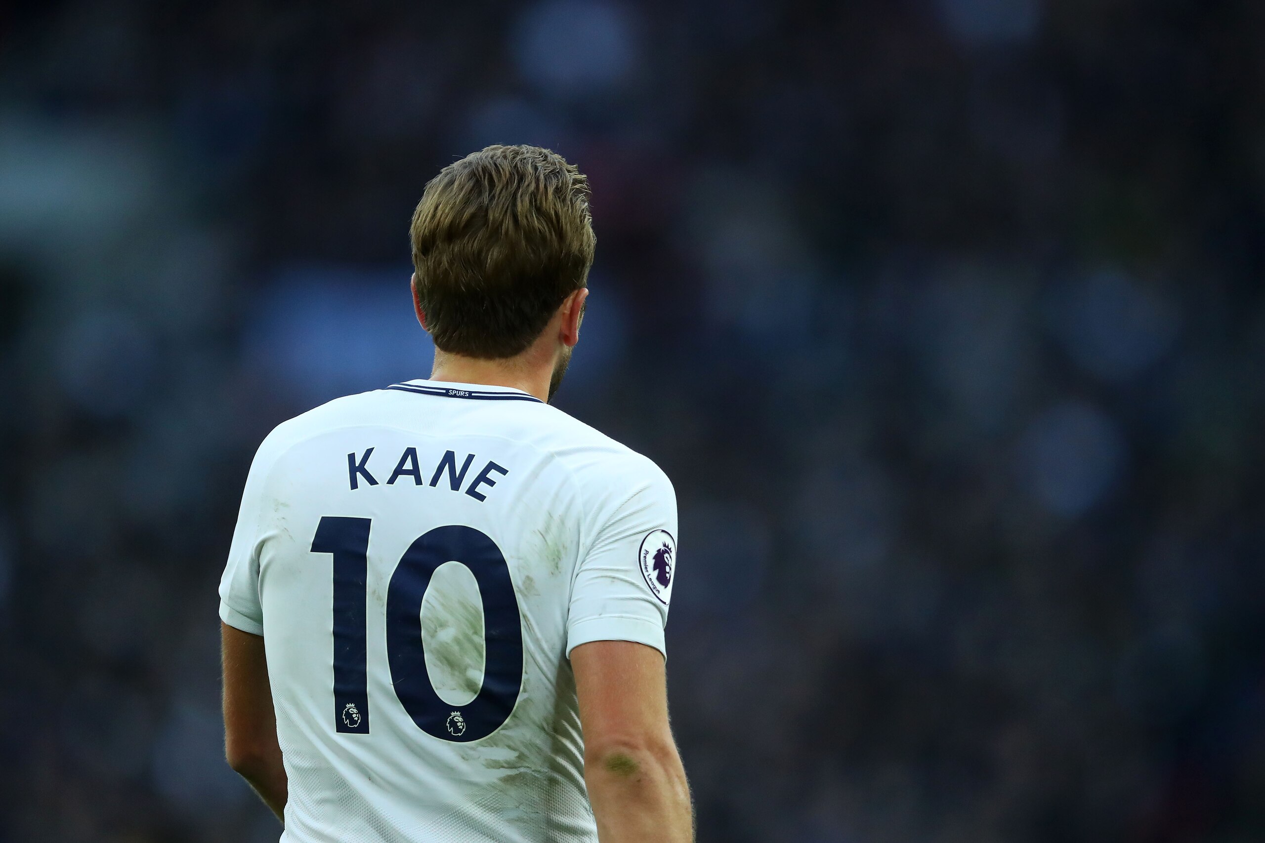 LONDON, ENGLAND - OCTOBER 22: Harry Kane of Tottenham in action during the Premier League match between Tottenham Hotspur and Liverpool at Wembley Stadium on October 22, 2017 in London, England. (Photo by Richard Heathcote/Getty Images)