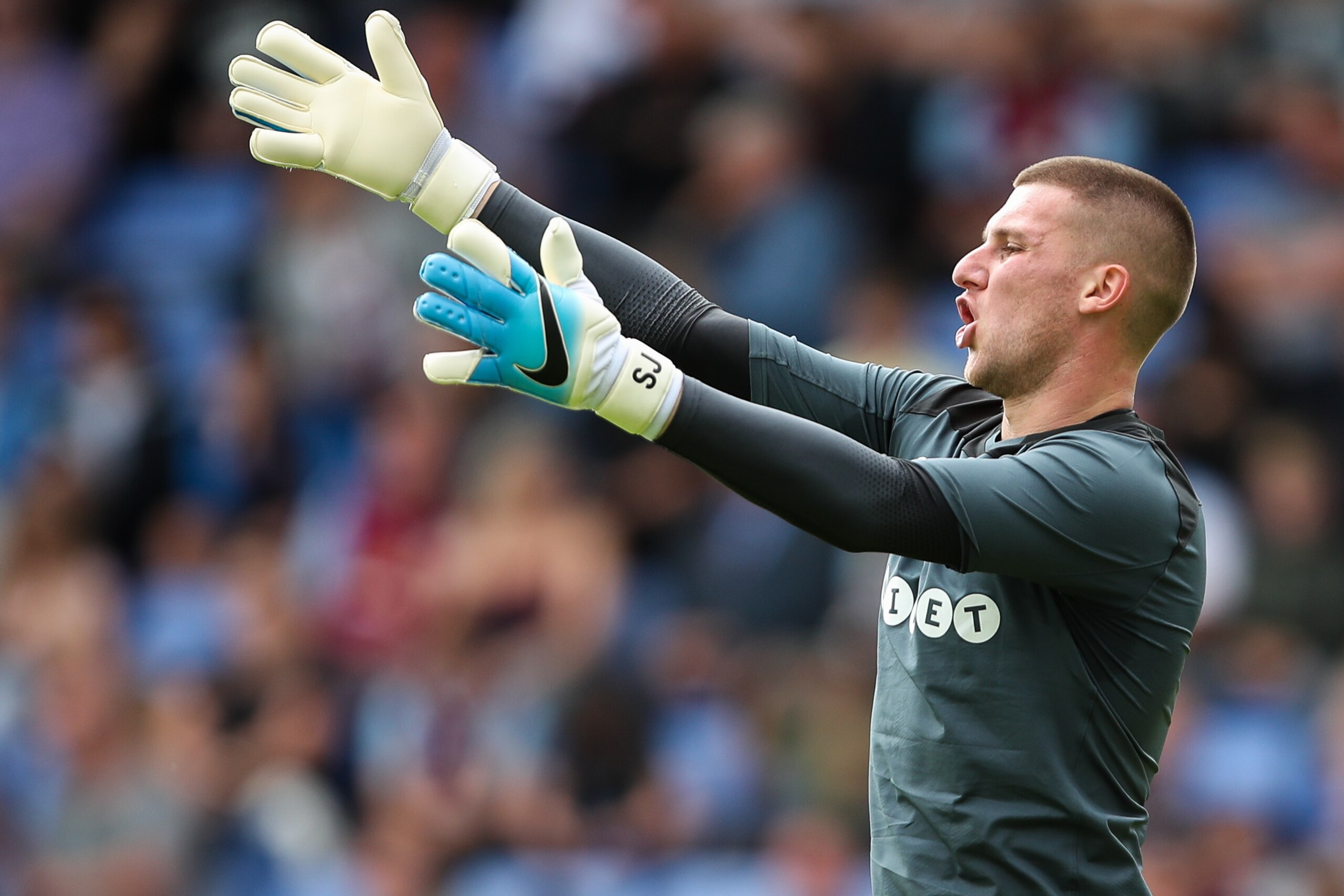 SHREWSBURY, ENGLAND - JULY 15: Sam Johnstone of Aston Villa during the pre-season friendly match between Shrewsbury Town and Aston Villa at Greenhous Meadow on July 15, 2017 in Shrewsbury, England. (Photo by Robbie Jay Barratt - AMA/Getty Images)