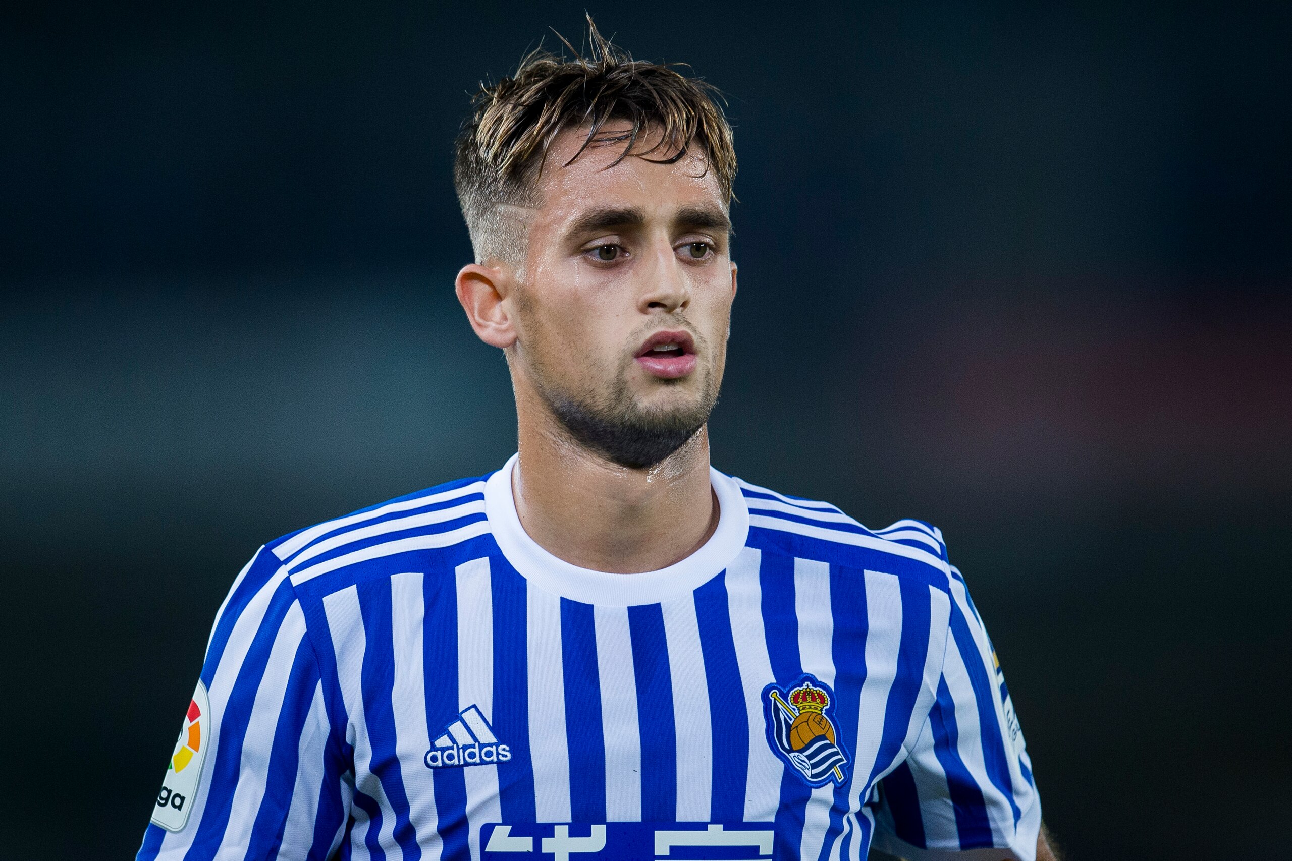SAN SEBASTIAN, SPAIN - SEPTEMBER 24:  Adnan Januzaj  of Real Sociedad reacts during the La Liga match between Real Sociedad de Futbol and Valencia CF at Estadio Anoeta on September 24, 2017 in San Sebastian, Spain.  (Photo by Juan Manuel Serrano Arce/Gett
