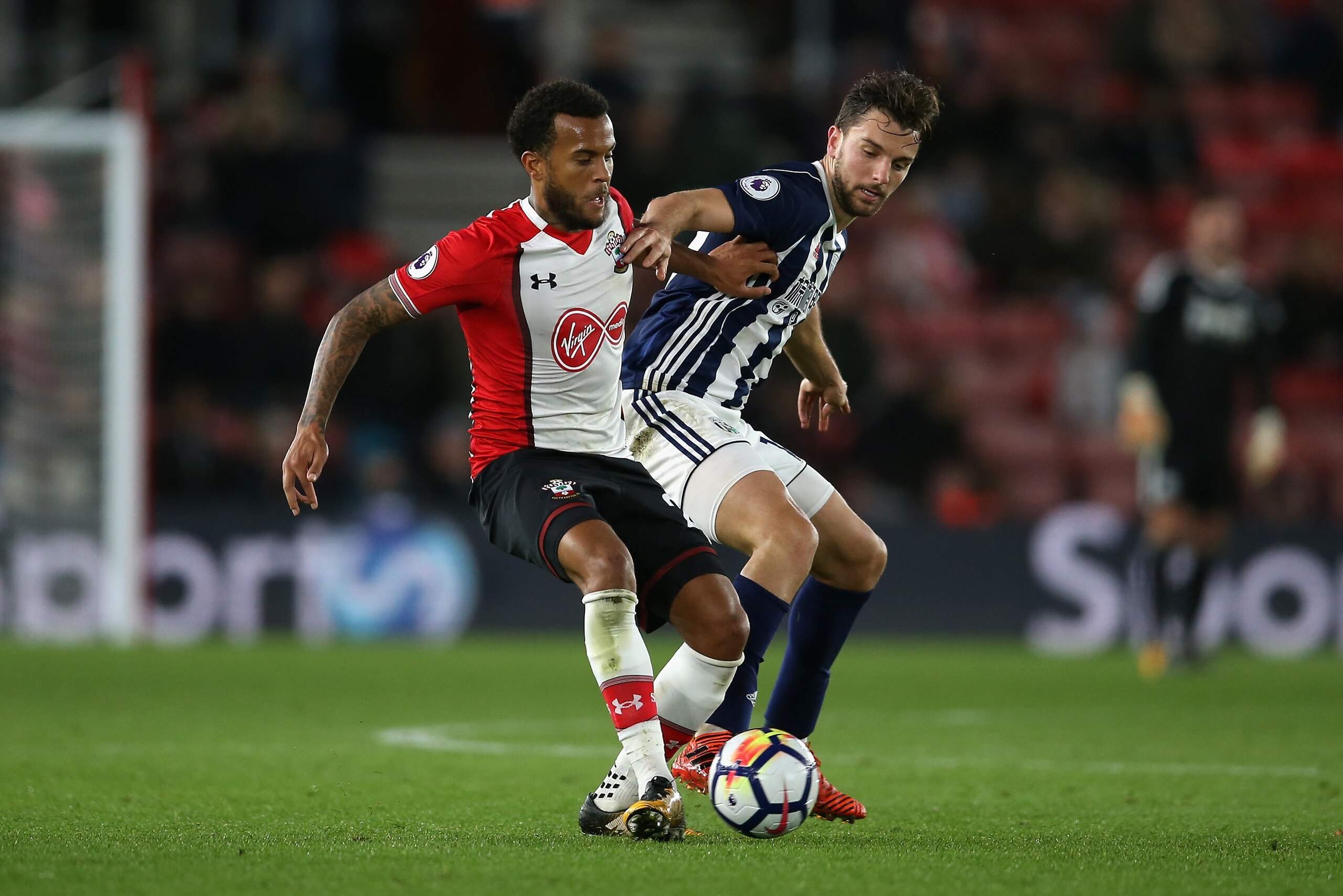 SOUTHAMPTON, ENGLAND - OCTOBER 21: Ryan Bertrand of Southampton and Jay Rodriguez of West Bromwich Albion battle for possession during the Premier League match between Southampton and West Bromwich Albion at St Mary's Stadium on October 21, 2017 in Southa