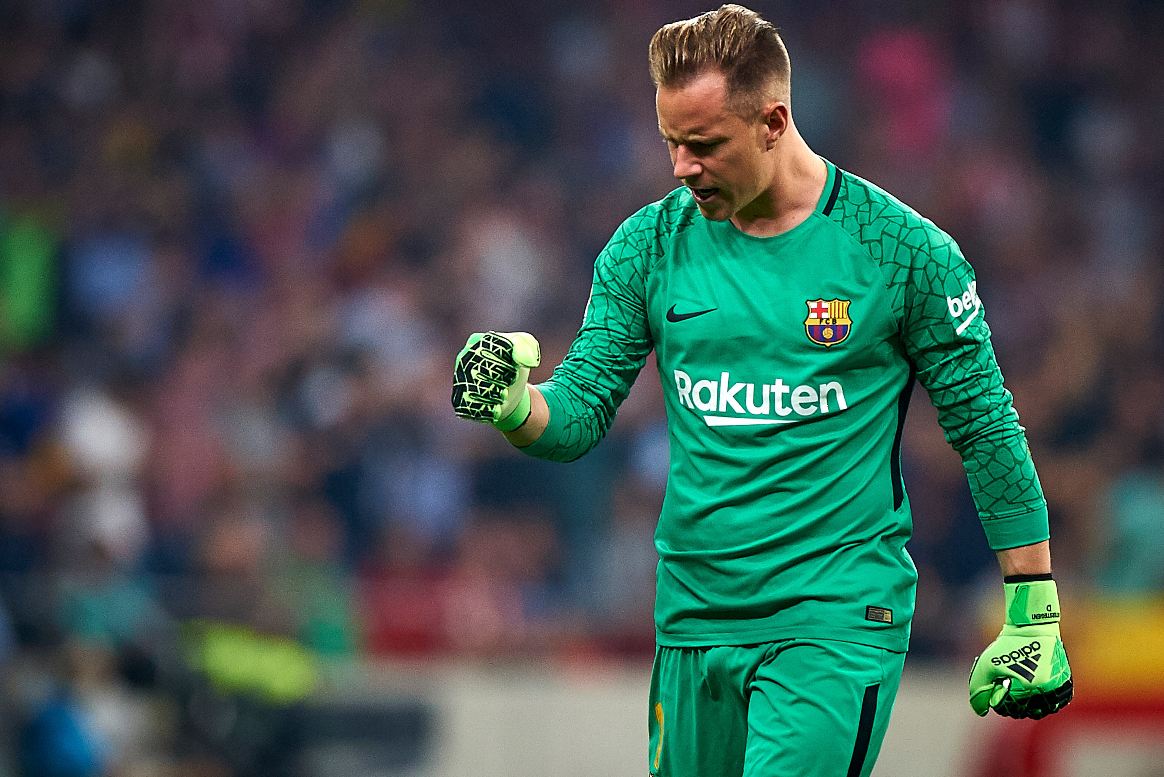 MADRID, SPAIN - OCTOBER 14:  Ter Stegen of Barcelona celebrates a goal during the La Liga match between Atletico Madrid and Barcelona at Estadio Wanda Metropolitano on October 14, 2017 in Madrid, Spain.  (Photo by fotopress/Getty Images)