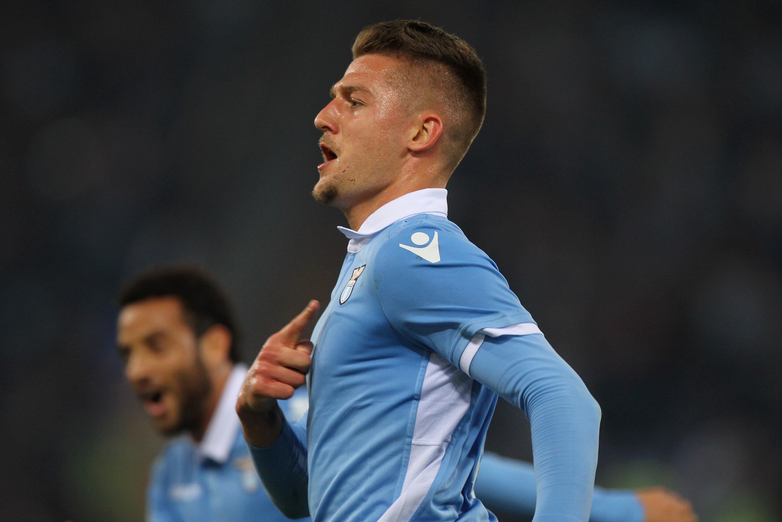 ROME, ITALY - APRIL 04:  Sergej Milinkovic of SS Lazio celebrates after scoring the opening goal during the TIM Cup match between AS Roma and SS Lazio at Stadio Olimpico on April 4, 2017 in Rome, Italy.  (Photo by Paolo Bruno/Getty Images)