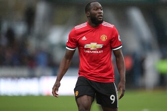 HUDDERSFIELD, ENGLAND - OCTOBER 21: Romelu Lukaku of Manchester United during the Premier League match between Huddersfield Town and Manchester United at John Smith's Stadium on October 21, 2017 in Huddersfield, England. (Photo by Robbie Jay Barratt - AMA