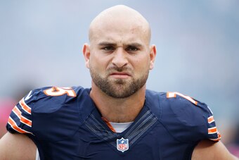 CHICAGO, IL - OCTOBER 16: Kyle Long #75 of the Chicago Bears looks on against the Jacksonville Jaguars during the game at Soldier Field on October 16, 2016 in Chicago, Illinois. The Jaguars defeated the Bears 17-16. (Photo by Joe Robbins/Getty Images)