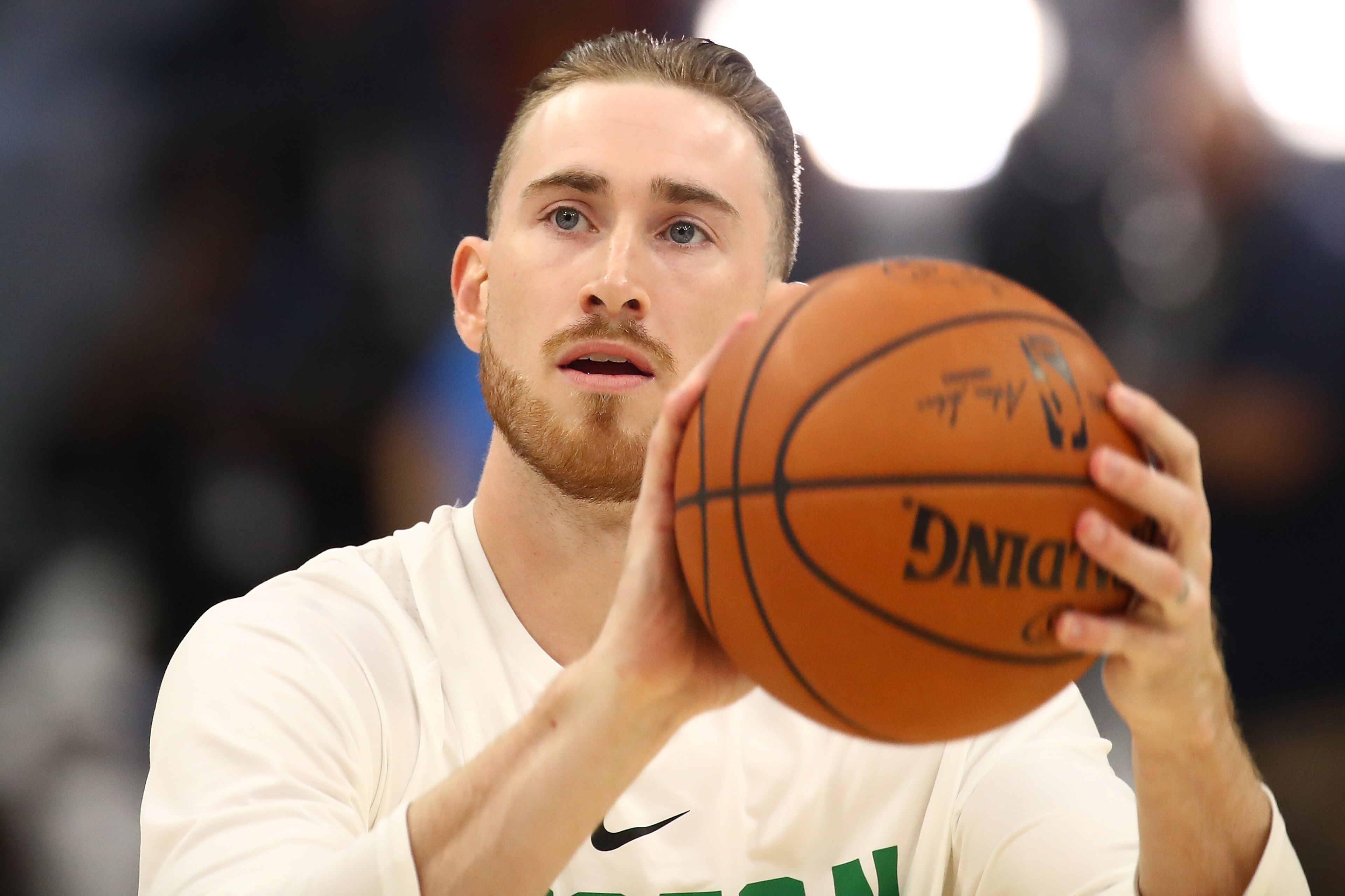 CLEVELAND, OH - OCTOBER 17:  Gordon Hayward #20 of the Boston Celtics warms up prior to playing the Cleveland Cavaliers at Quicken Loans Arena on October 17, 2017 in Cleveland, Ohio. NOTE TO USER: User expressly acknowledges and agrees that, by downloadin