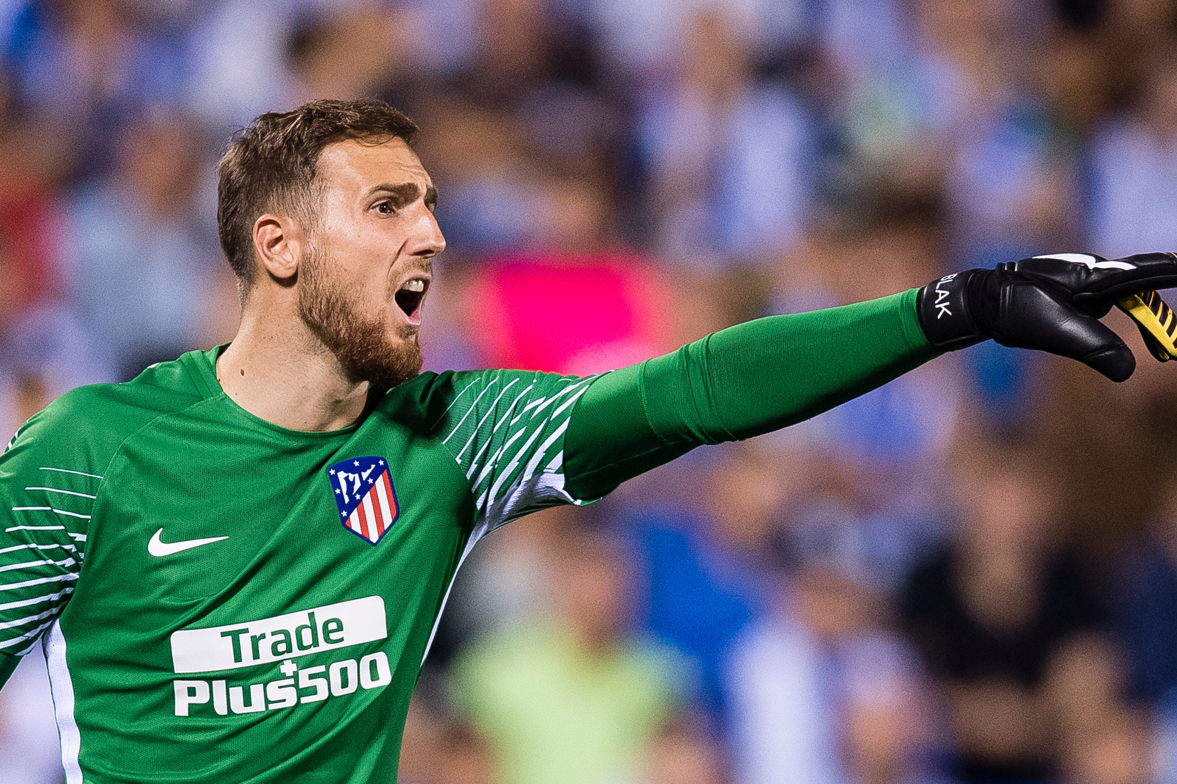 MADRID, SPAIN - SEPTEMBER 30: Goalkeeper Jan Oblak of Atletico de Madrid gestures during the La Liga 2017-18 match between CD Leganes and Atletico de Madrid on 30 September 2017 in Madrid, Spain. (Photo by Power Sport Images/Getty Images)