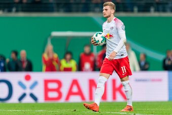 Leipzig's forward Timo Werner arrives for a penalty kick shootout during the German Cup (DFB Pokal) football match RB Leipzig v FC Bayern Munich in Leipzig, eastern Germany on October 25, 2017.    / AFP PHOTO / ROBERT MICHAEL / RESTRICTIONS: DURING MATCH 