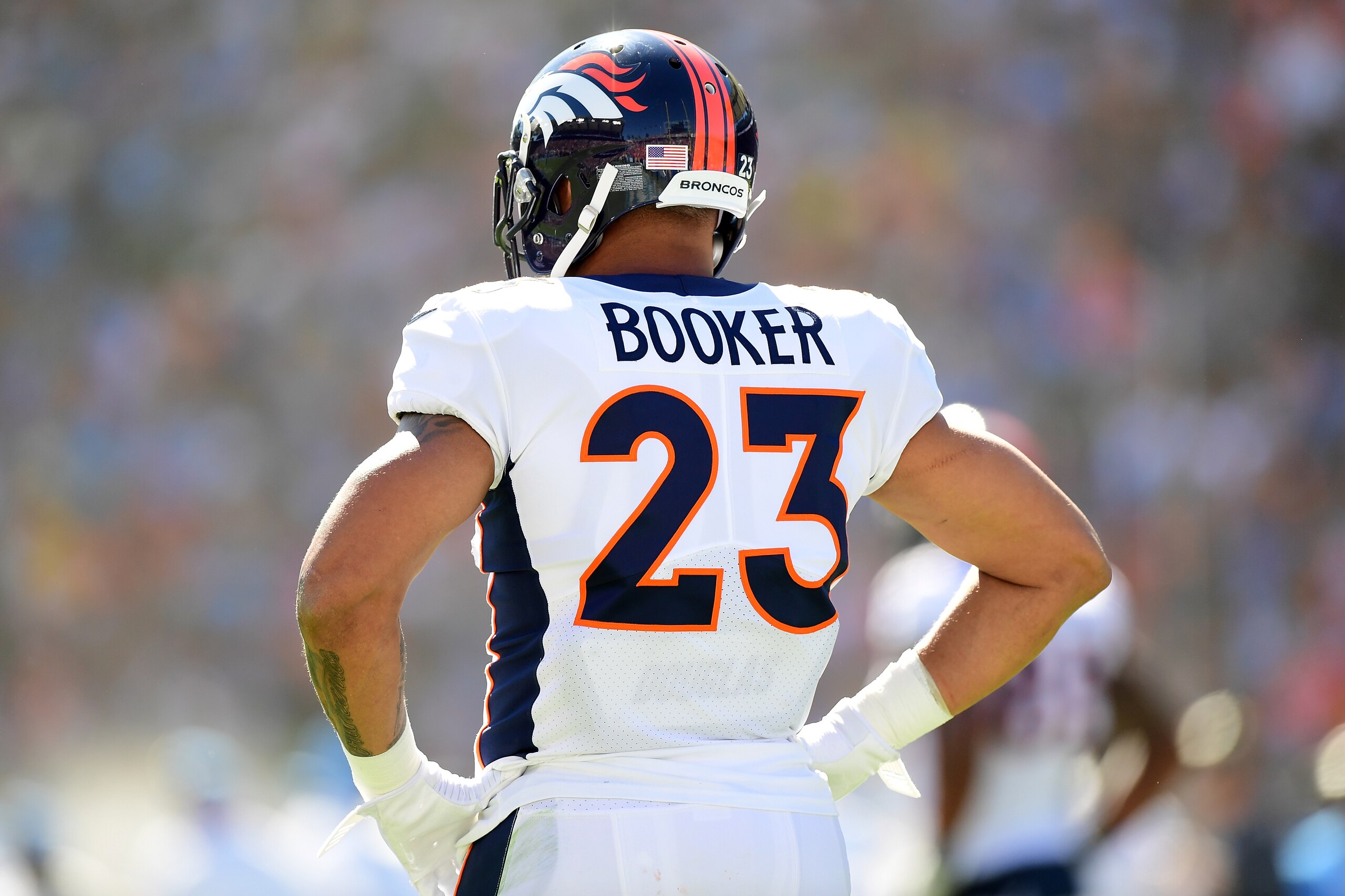 CARSON, CA - OCTOBER 22: Devontae Booker #23 of the Denver Broncos is seen during the game against the Los Angeles Chargers at the StubHub Center on October 22, 2017 in Carson, California. (Photo by Harry How/Getty Images) CARSON, CA - OCTOBER 22: Devontae Booker #23 of the Denver Broncos is seen during the game against the Los Angeles Chargers at the StubHub Center on October 22, 2017 in Carson, California. (Photo by Harry How/Getty Images)