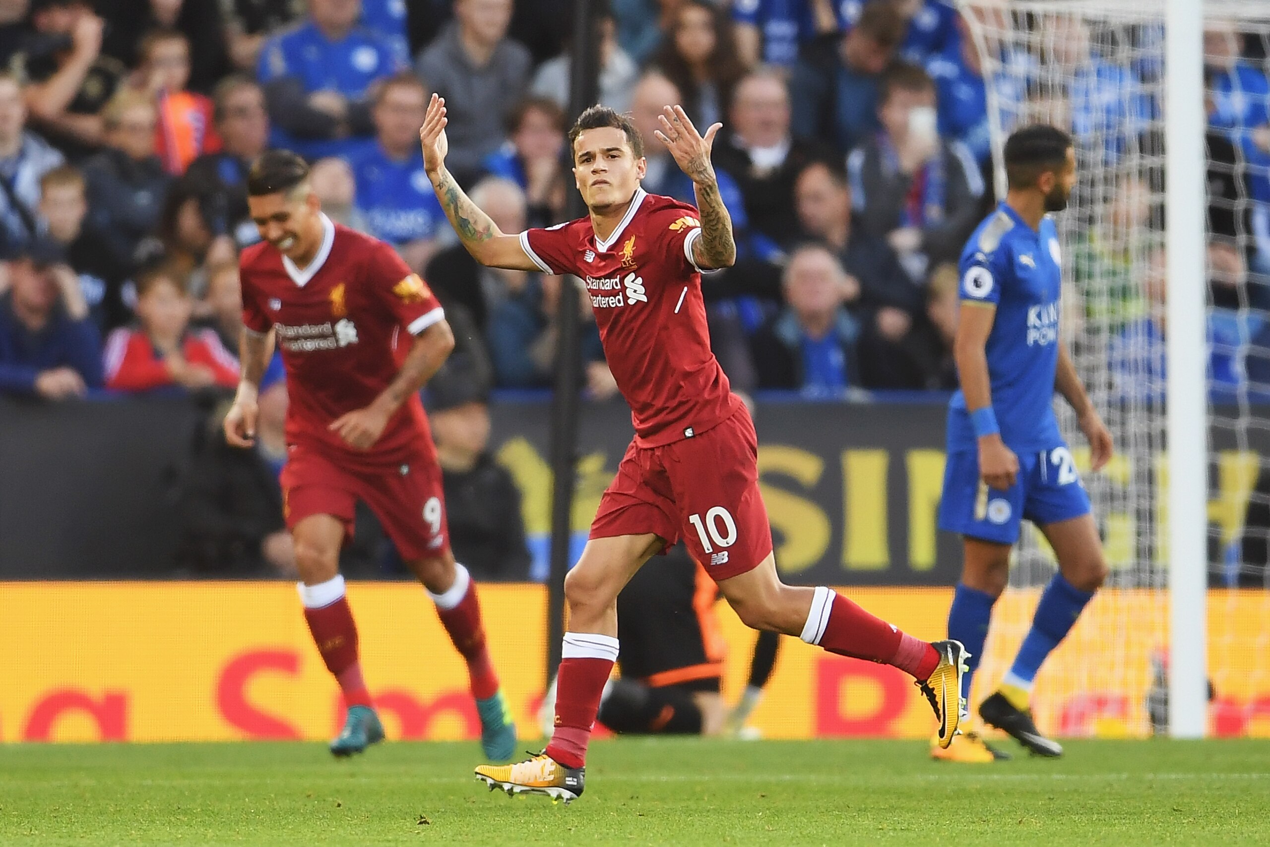 LEICESTER, ENGLAND - SEPTEMBER 23:  Philippe Coutinho of Liverpool celebrates after scoring his sides second goal during the Premier League match between Leicester City and Liverpool at The King Power Stadium on September 23, 2017 in Leicester, England.  