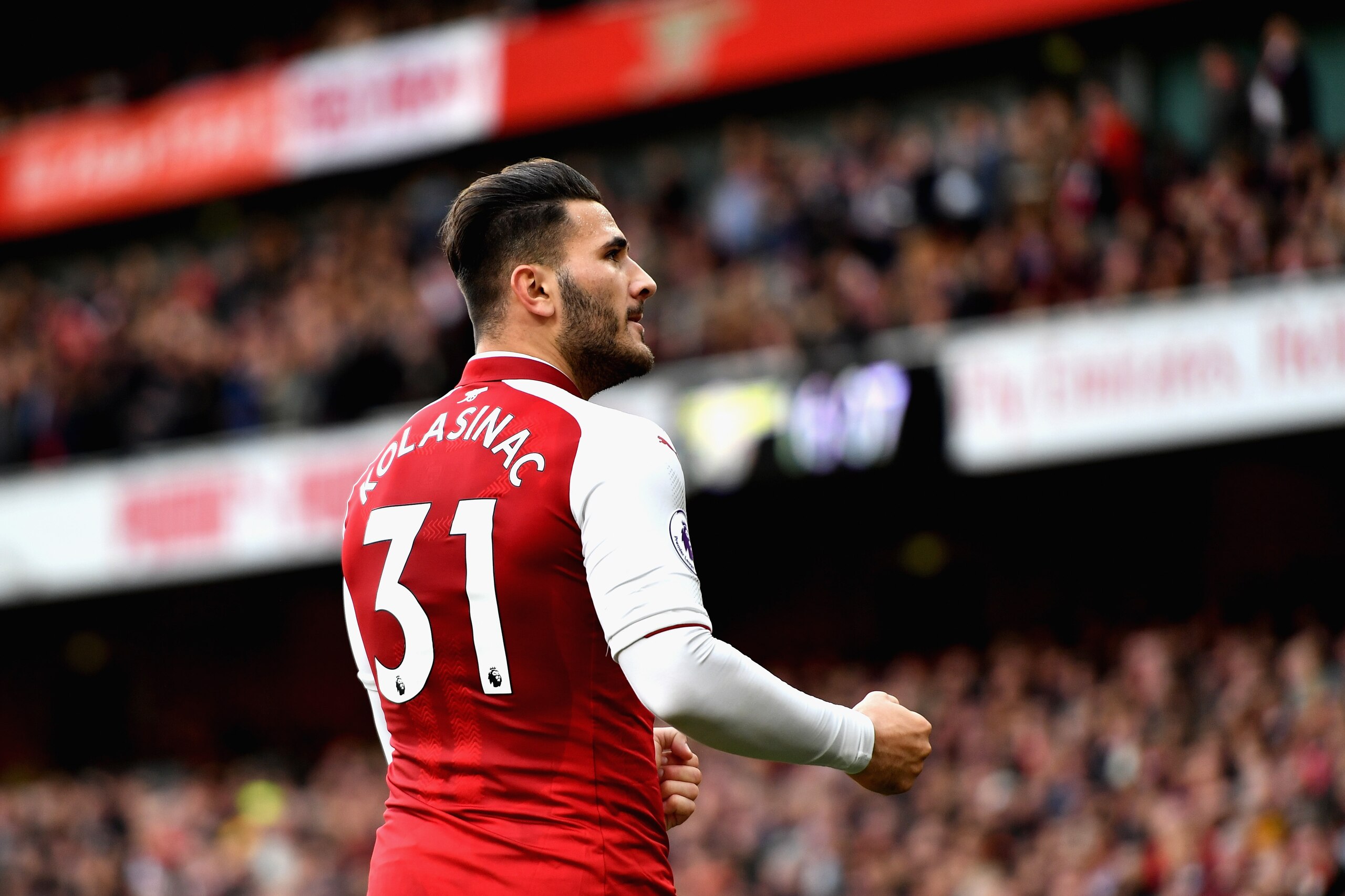 LONDON, ENGLAND - OCTOBER 28:  Sead Kolasinac of Arsenal celebrates scoring his sides first goal during the Premier League match between Arsenal and Swansea City at Emirates Stadium on October 28, 2017 in London, England.  (Photo by Dan Mullan/Getty Image