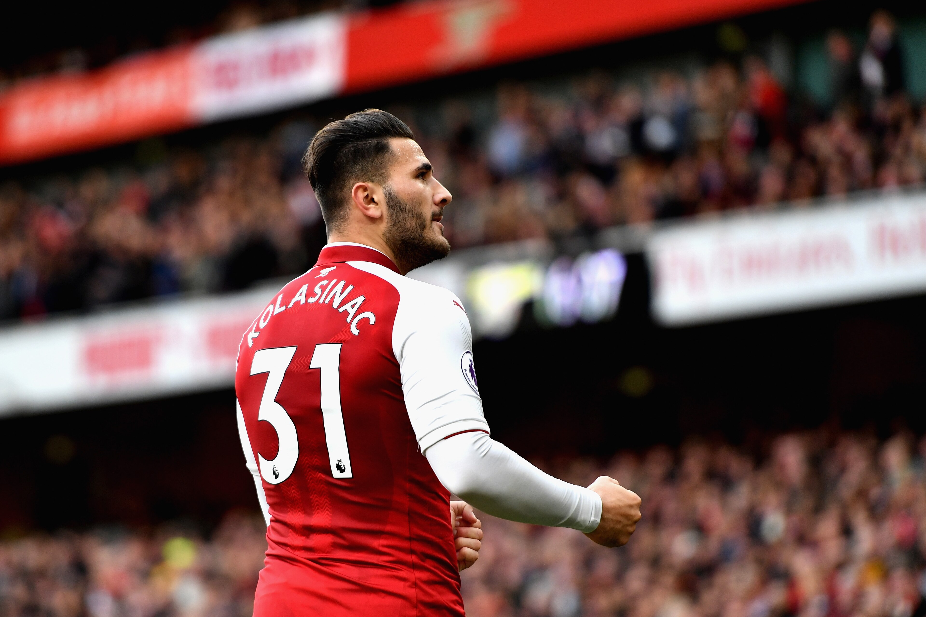 LONDON, ENGLAND - OCTOBER 28:  Sead Kolasinac of Arsenal celebrates scoring his sides first goal during the Premier League match between Arsenal and Swansea City at Emirates Stadium on October 28, 2017 in London, England.  (Photo by Dan Mullan/Getty Image