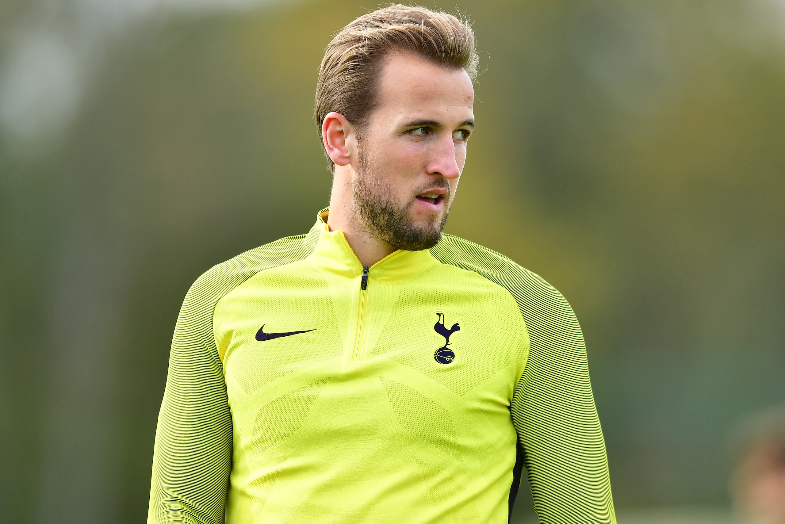 ENFIELD, ENGLAND - OCTOBER 31: Harry Kane of Tottenham Hotspur trains during a Tottenham Hotspur training session ahead of their UEFA Champions League Group H match against Real Madrid on October 31, 2017 in Enfield, England. (Photo by Alex Broadway/Getty