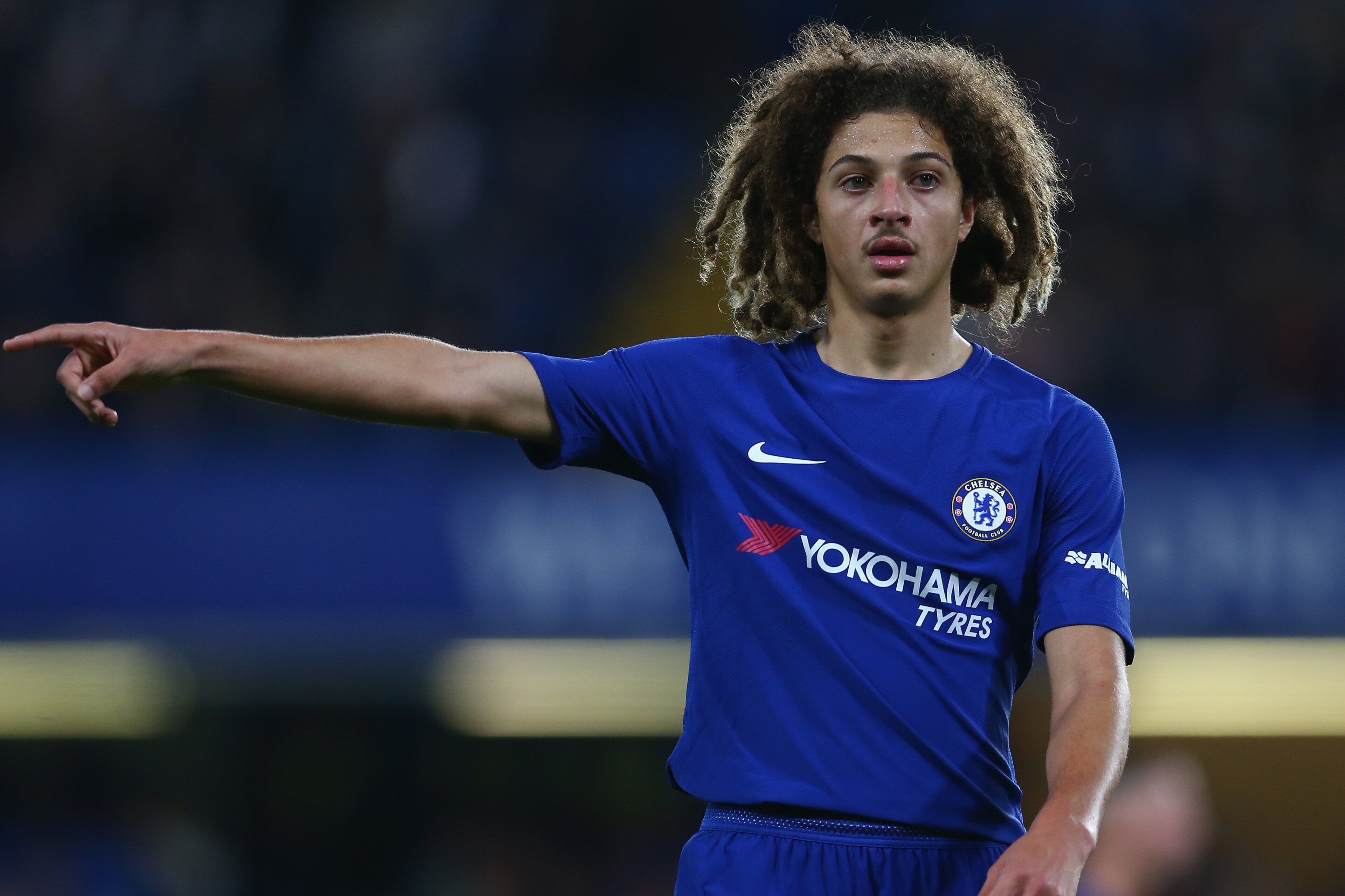 LONDON, ENGLAND - OCTOBER 25: Ethan Ampadu of Chelsea during the Carabao Cup Fourth Round match between Chelsea and Everton at Stamford Bridge on October 25, 2017 in London, England. (Photo by Steve Bardens/Getty Images)