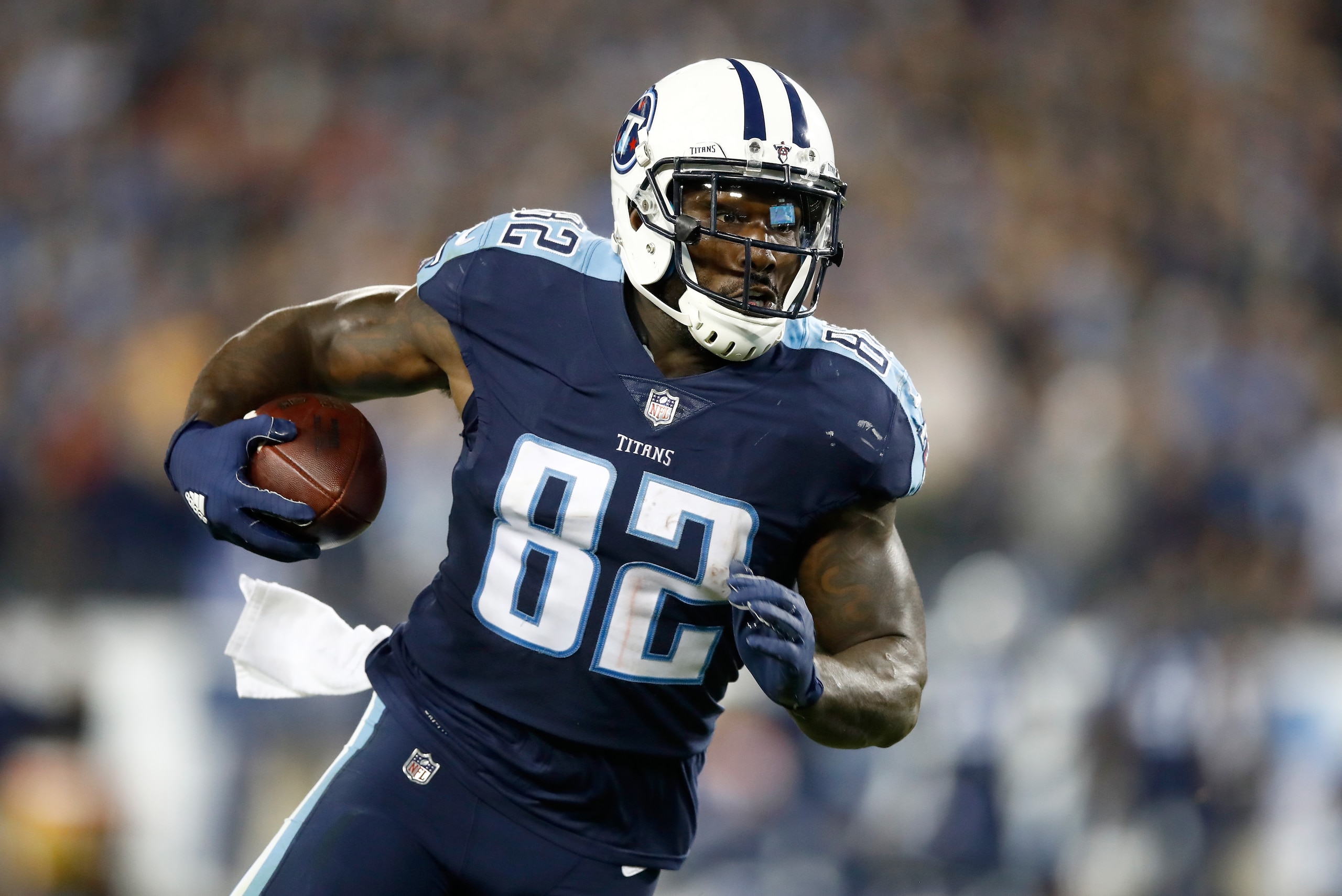 NASHVILLE, TN - OCTOBER 16:  Delanie Walker #82 of the Tennessee Titans runs with the ball against the  Indianapolis Colts at Nissan Stadium on October 16, 2017 in Nashville, Tennessee.  (Photo by Andy Lyons/Getty Images)