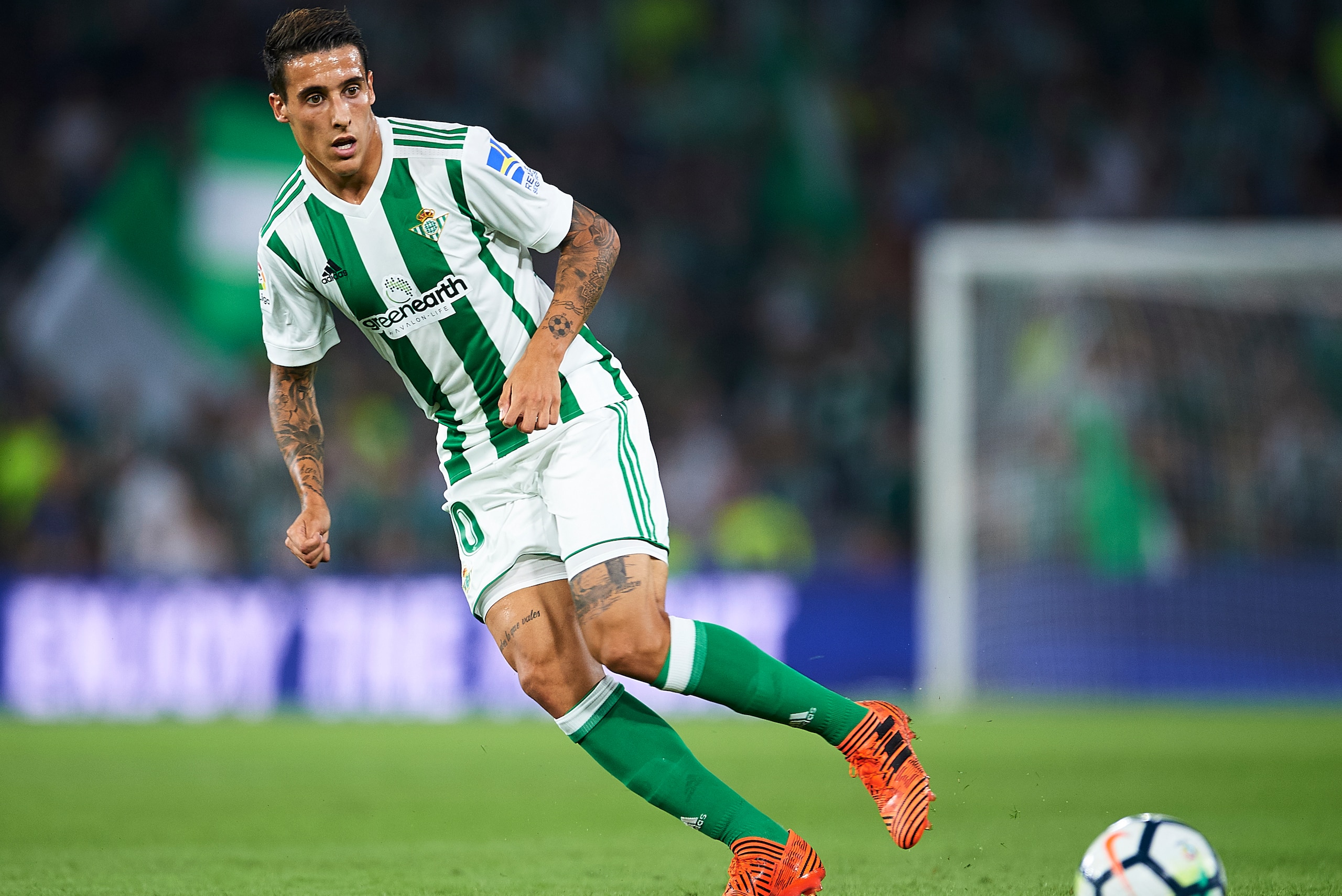 SEVILLE, SPAIN - OCTOBER 15: Cristian Tello of Real Betis Balompie in action scoring during the La Liga match between Real Betis and Valencia at Estadio Benito Villamarin on Octob (Photo by Aitor Alcalde Colomer/Getty Images)