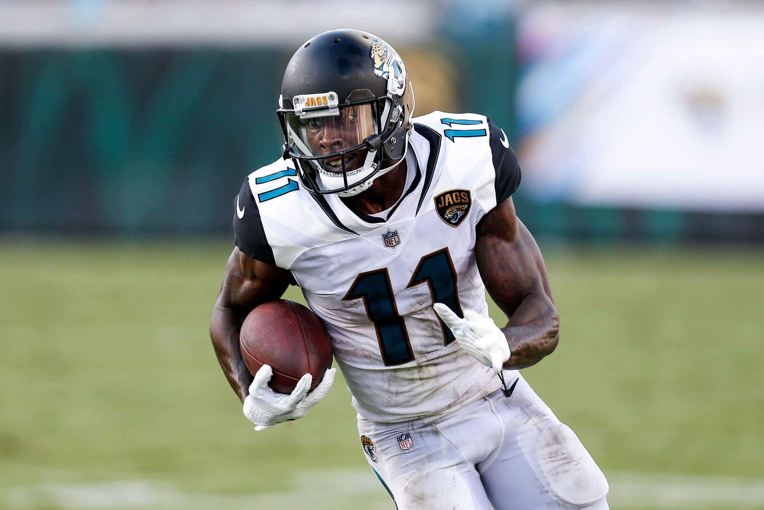 JACKSONVILLE, FL - OCTOBER 15: Wide Receiver Marqise Lee #11 of the Jacksonville Jaguars during the game against the Los Angeles Rams at EverBank Field on October 15, 2017 in Jacksonville, Florida. The Rams defeated the Jaguars 27 to 17. (Photo by Don Jua JACKSONVILLE, FL - OCTOBER 15: Wide Receiver Marqise Lee #11 of the Jacksonville Jaguars during the game against the Los Angeles Rams at EverBank Field on October 15, 2017 in Jacksonville, Florida. The Rams defeated the Jaguars 27 to 17. (Photo by Don Jua