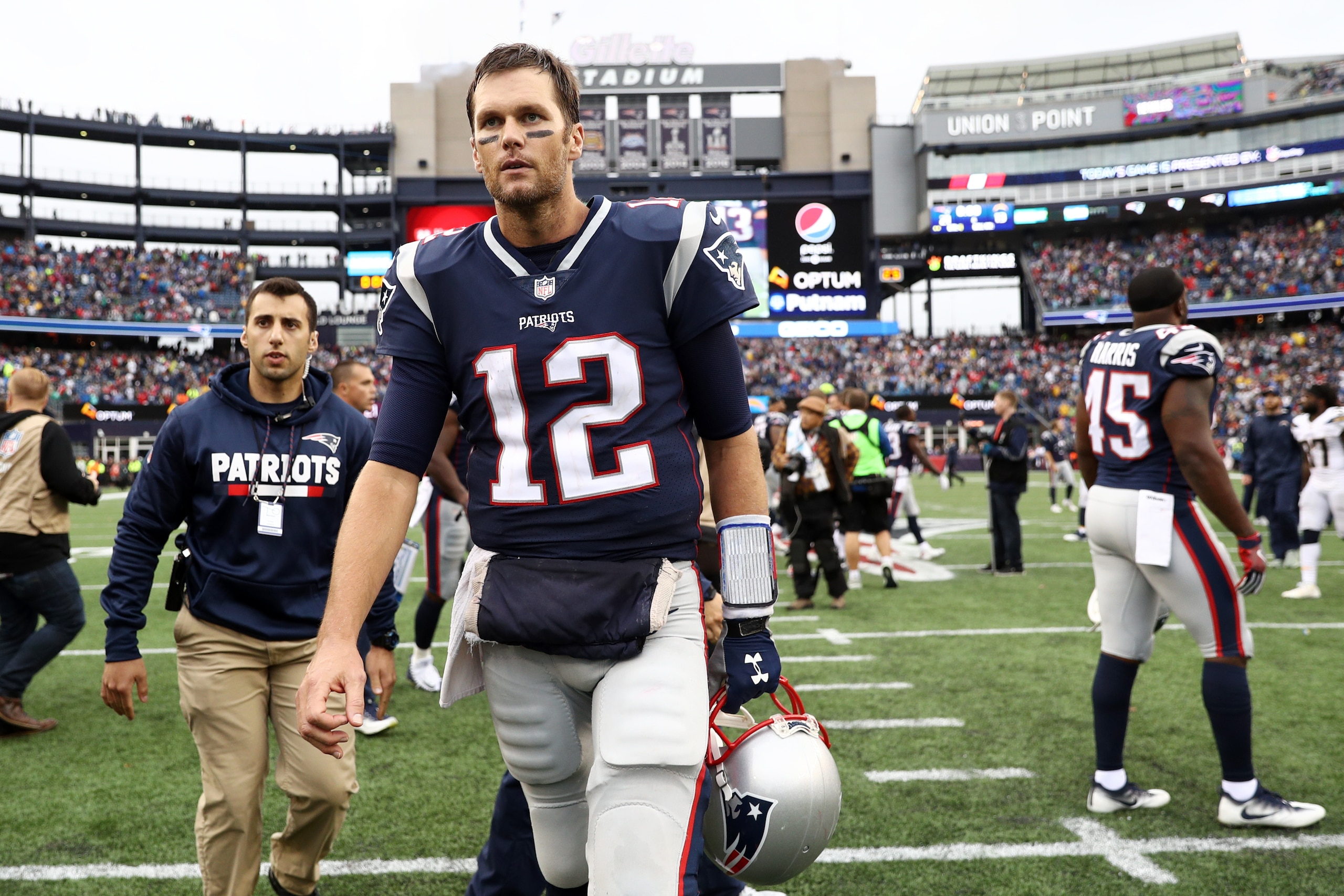 FOXBORO, MA - OCTOBER 29: Tom Brady #12 of the New England Patriots exits the field after the Patriots 21-13 win over the Los Angeles Chargers at Gillette Stadium on October 29, 2017 in Foxboro, Massachusetts. (Photo by Maddie Meyer/Getty Images) FOXBORO, MA - OCTOBER 29: Tom Brady #12 of the New England Patriots exits the field after the Patriots 21-13 win over the Los Angeles Chargers at Gillette Stadium on October 29, 2017 in Foxboro, Massachusetts. (Photo by Maddie Meyer/Getty Images)
