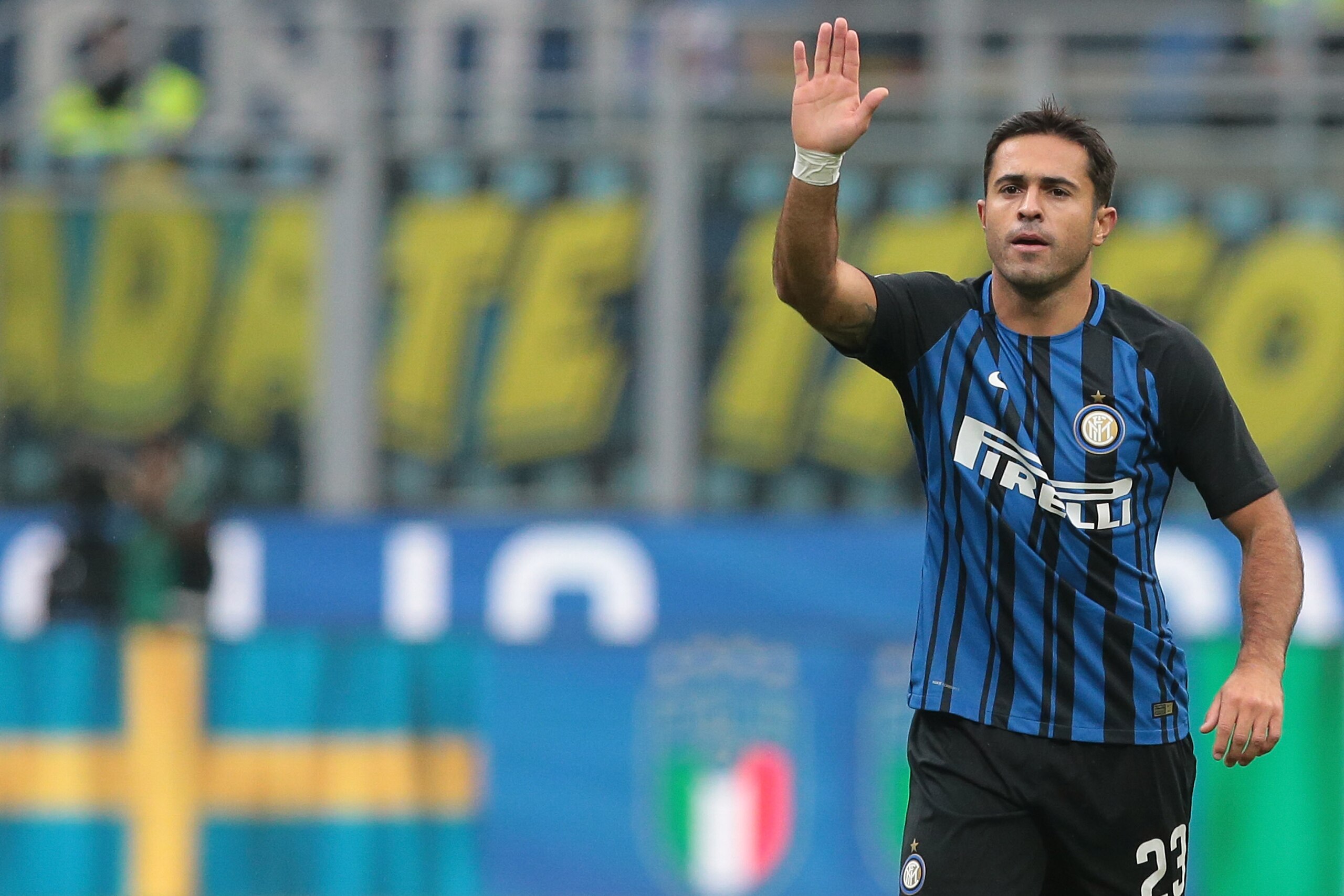 MILAN, ITALY - NOVEMBER 05:  Eder Citadin Martins of FC Internazionale Milano celebrates his goal during the Serie A match between FC Internazionale and Torino FC at Stadio Giuseppe Meazza on November 5, 2017 in Milan, Italy.  (Photo by Emilio Andreoli/Ge