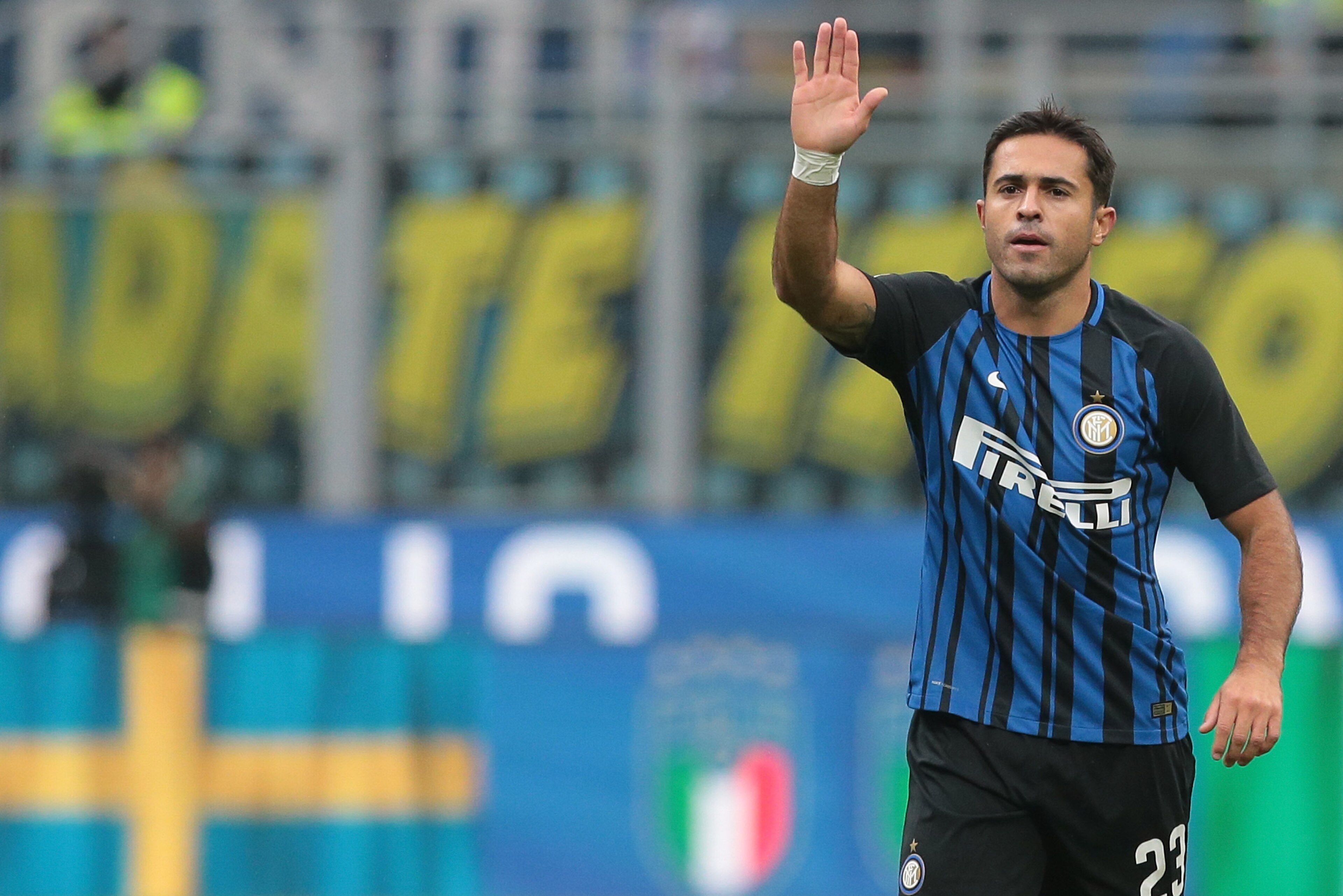 MILAN, ITALY - NOVEMBER 05:  Eder Citadin Martins of FC Internazionale Milano celebrates his goal during the Serie A match between FC Internazionale and Torino FC at Stadio Giuseppe Meazza on November 5, 2017 in Milan, Italy.  (Photo by Emilio Andreoli/Ge