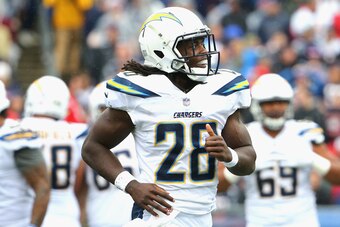 FOXBORO, MA - OCTOBER 29:  Melvin Gordon #28 of the Los Angeles Chargers reacts after scoring a touchdown during the first quarter of a game against the New England Patriots at Gillette Stadium on October 29, 2017 in Foxboro, Massachusetts.  (Photo by Mad