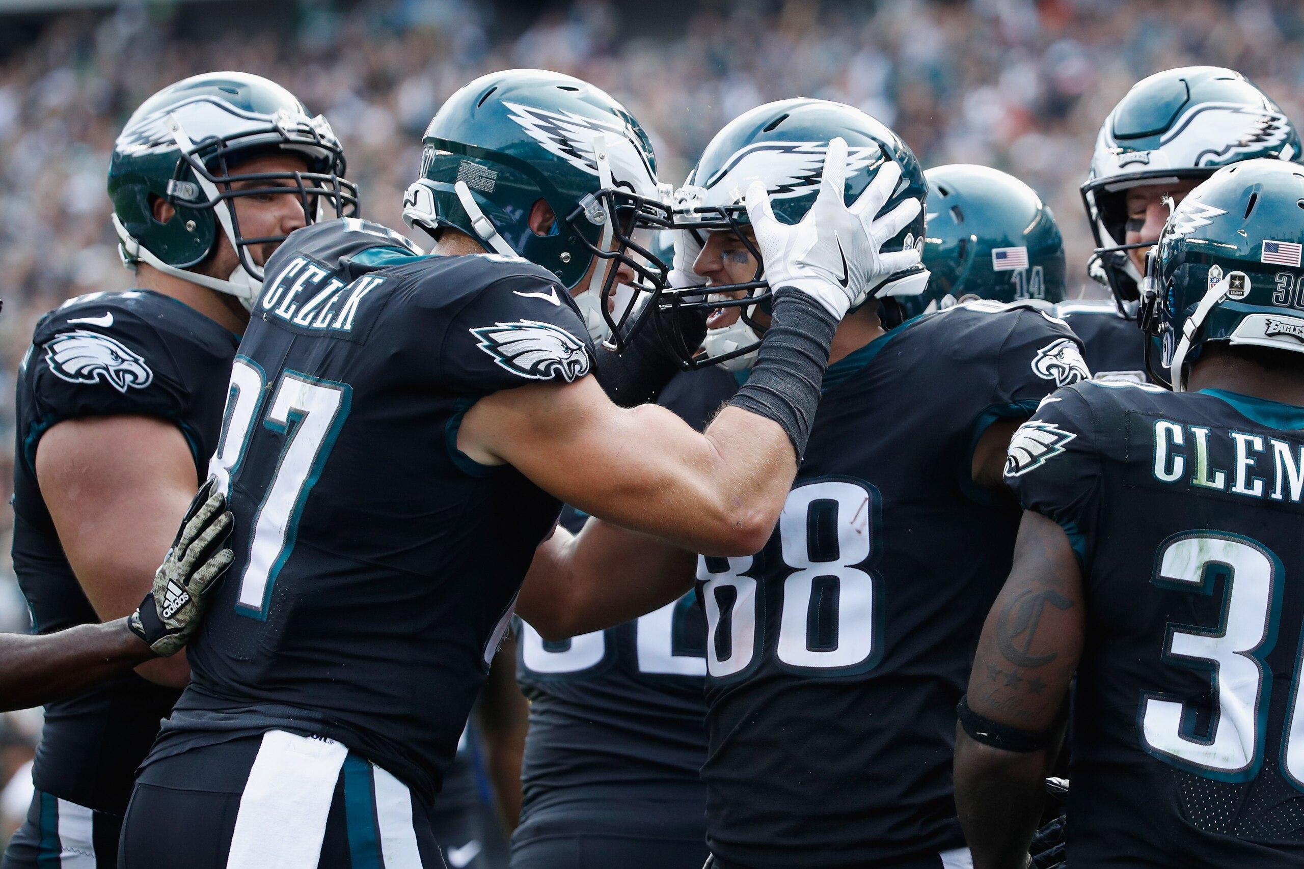 PHILADELPHIA, PA - NOVEMBER 05: Tight end Trey Burton #88 of the Philadelphia Eagles celebrates his touchdown with teammates against the Denver Broncos during the second quarter at Lincoln Financial Field on November 5, 2017 in Philadelphia, Pennsylvania PHILADELPHIA, PA - NOVEMBER 05: Tight end Trey Burton #88 of the Philadelphia Eagles celebrates his touchdown with teammates against the Denver Broncos during the second quarter at Lincoln Financial Field on November 5, 2017 in Philadelphia, Pennsylvania