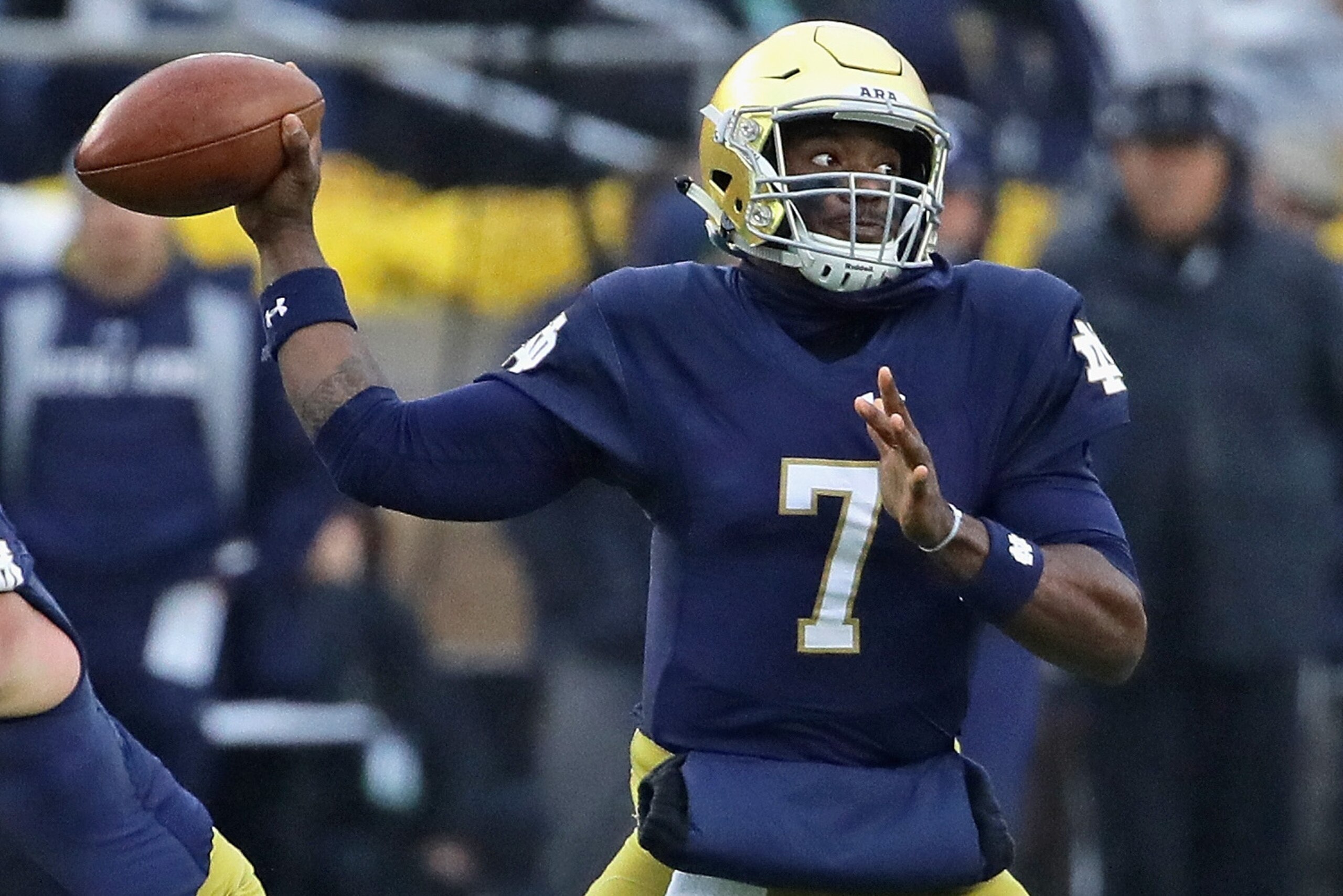 SOUTH BEND, IN - NOVEMBER 04:  Brandon Wimbush #7 of the Notre Dame Fighting Irish passes against the Wake Forest Demon Deacons at Notre Dame Stadium on November 4, 2017 in South Bend, Indiana. Notre Dame defeated Wake Forest 48-37.  (Photo by Jonathan Da