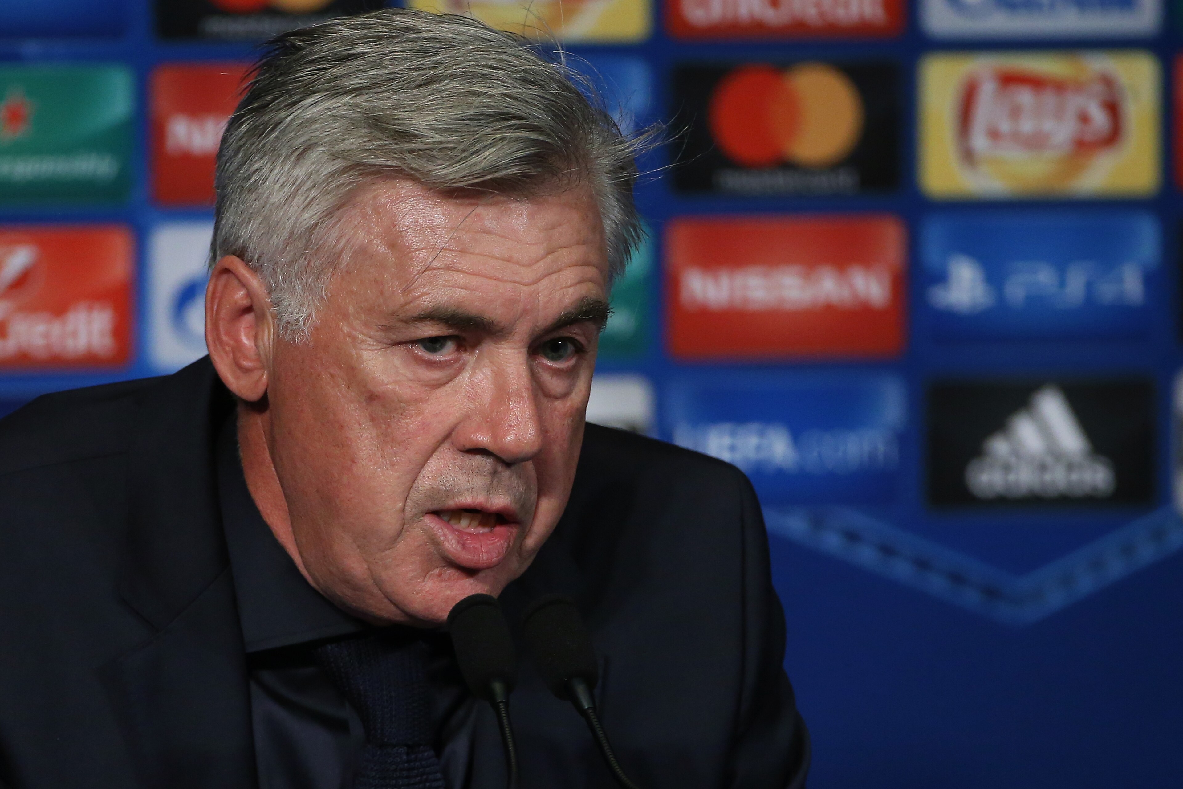PARIS, FRANCE - SEPTEMBER 27: Coach of Bayern Munich Carlo Ancelotti answers to the media following the UEFA Champions League group B match between Paris Saint-Germain (PSG) and Bayern Muenchen (Bayern Munich) at Parc des Princes on September 27, 2017 in 