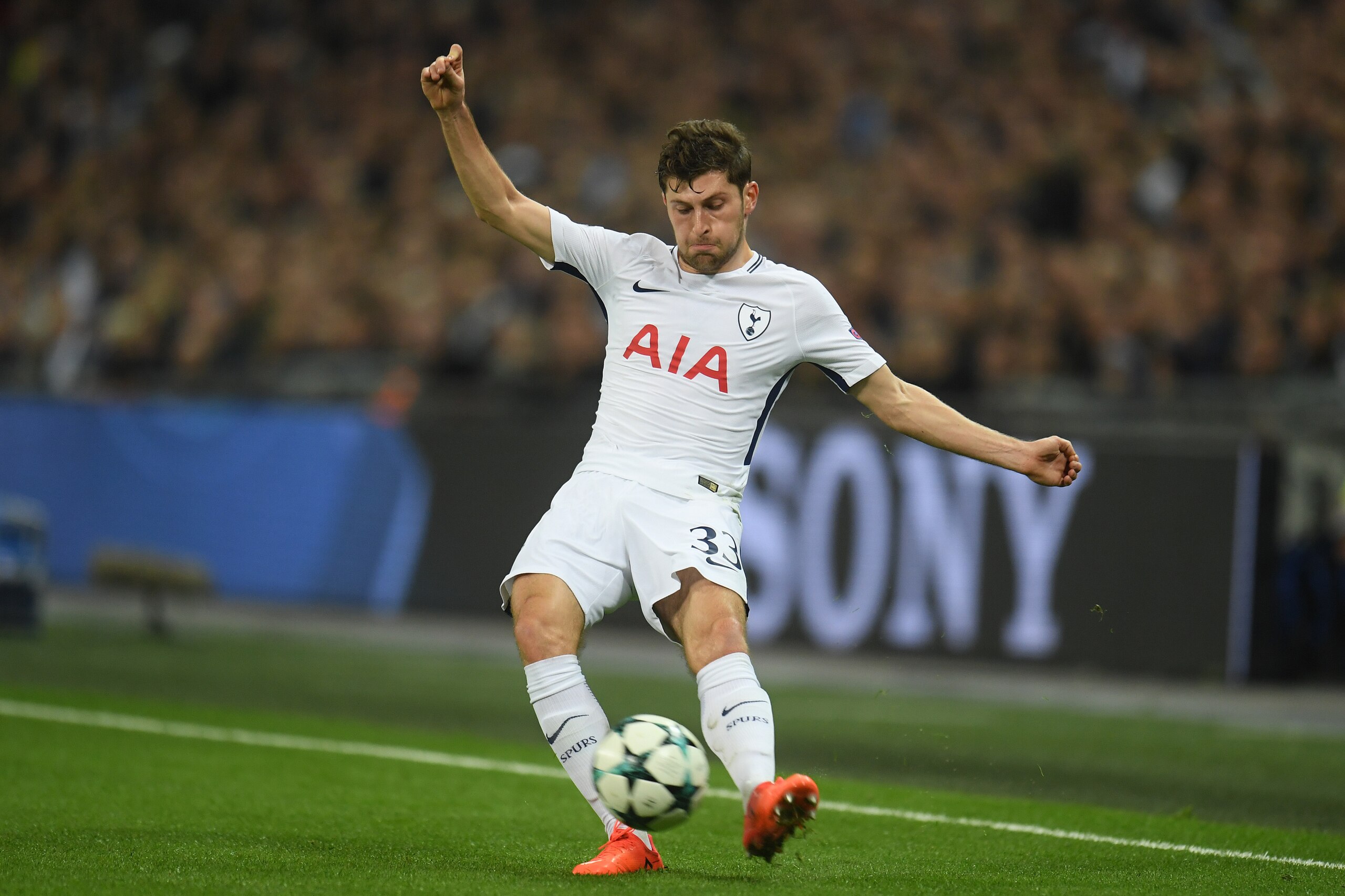 LONDON, ENGLAND - NOVEMBER 01:  Ben Davies of Tottenham reacts during the UEFA Champions League group H match between Tottenham Hotspur and Real Madrid at Wembley Stadium on November 1, 2017 in London, United Kingdom.  (Photo by Mike Hewitt/Getty Images)