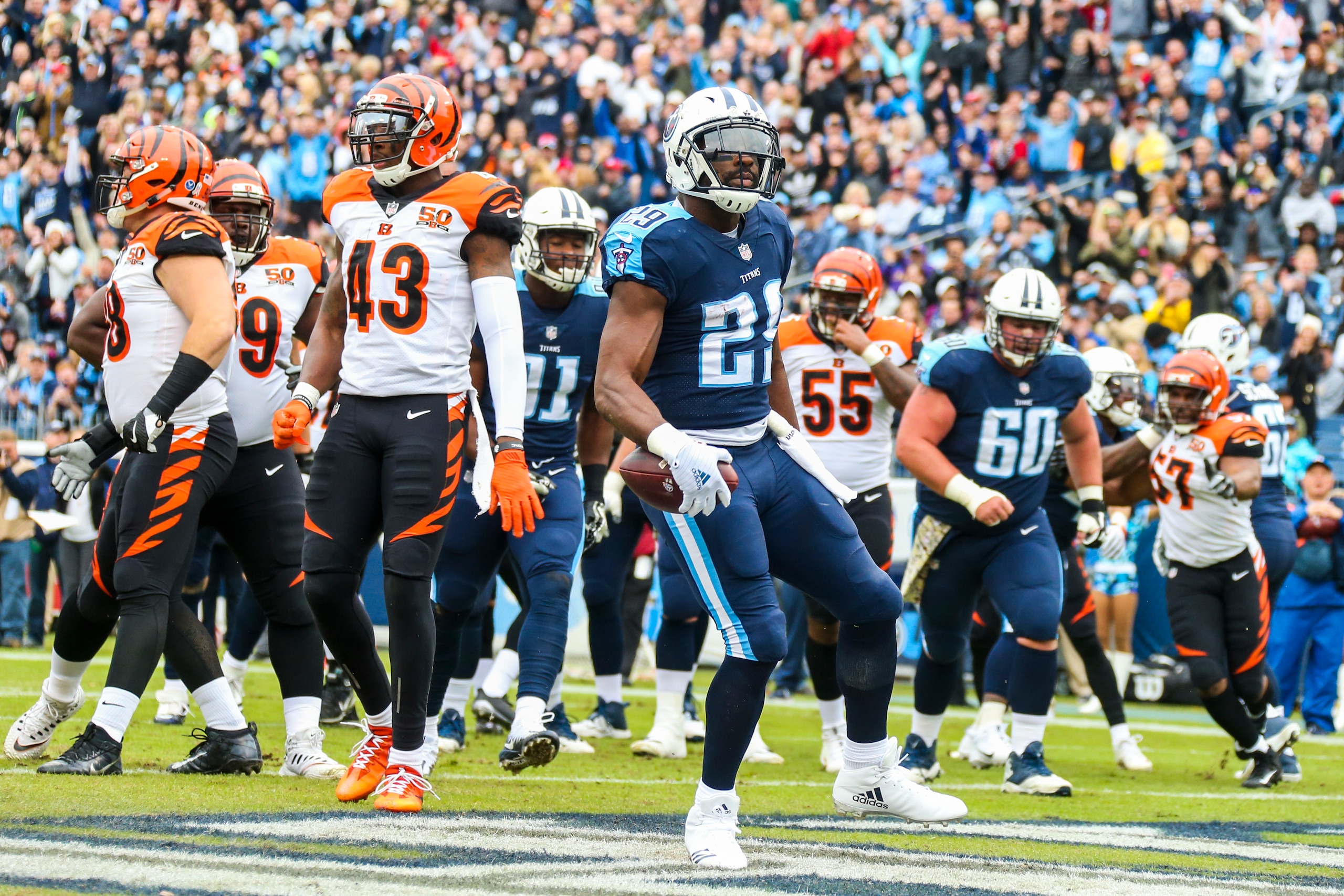 NASHVILLE, TN - NOVEMBER 12:  Running Back Demarco Murray  #29 of the Tennessee Titans celebrates after scoring a touchdown against the Cincinnati Bengals at Nissan Stadium on November 12, 2017 in Nashville, Tennessee. (Photo by Frederick Breedon/Getty Im
