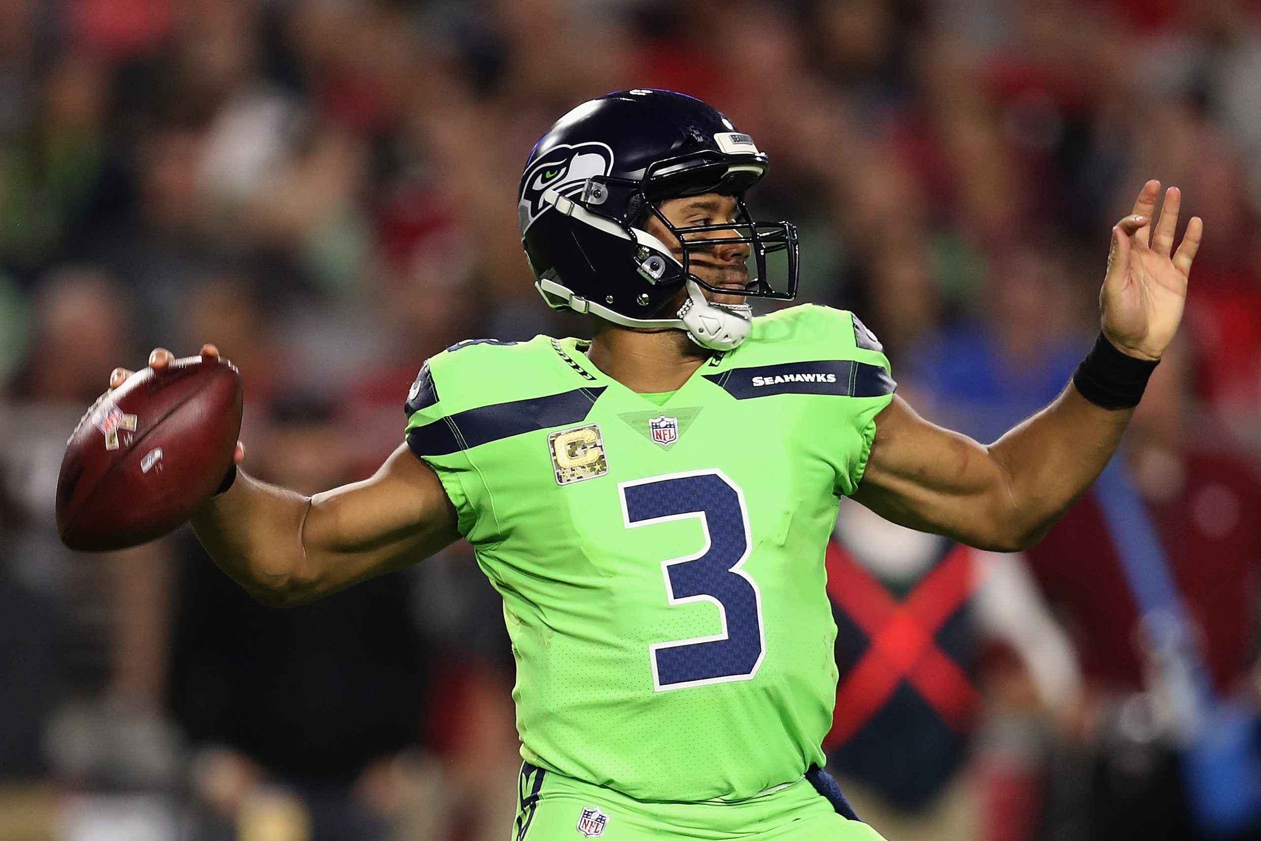 GLENDALE, AZ - NOVEMBER 09:  Quarterback Russell Wilson #3 of the Seattle Seahawks throws a pass during the first half of the NFL game against the Arizona Cardinals at the University of Phoenix Stadium on November 9, 2017 in Glendale, Arizona.  (Photo by 