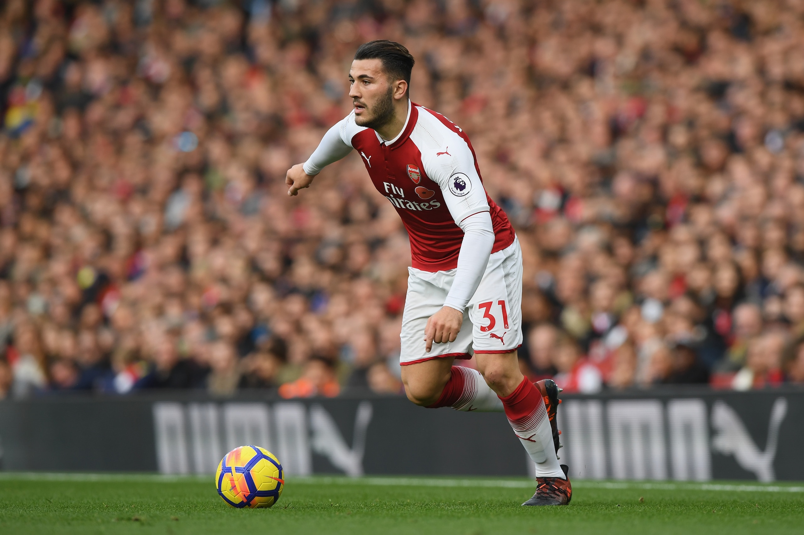 LONDON, ENGLAND - OCTOBER 28:  Sead Kolasinac of Arsenal in action during the Premier League match between Arsenal and Swansea City at Emirates Stadium on October 28, 2017 in London, England.  (Photo by Shaun Botterill/Getty Images)