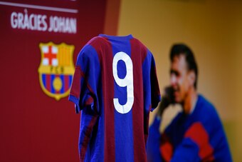 A picture taken  on March 25, 2017 shows the jersey of late Dutch football star Johan Cruyff during a ceremony for the first anniversary of his death at Camp Nou stadium in Barcelona.
Jordi Cruyff said he was very happy of the agreement reached with FC Ba