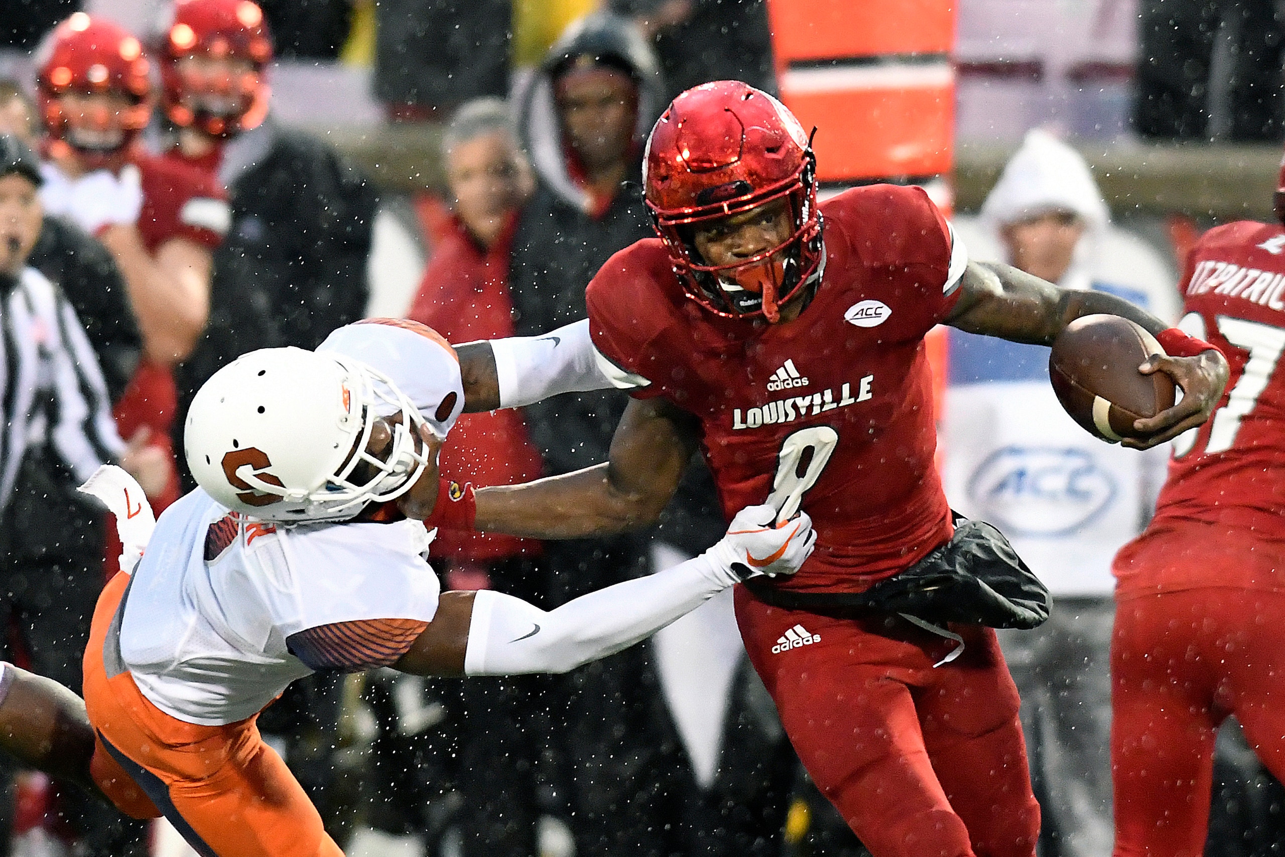 Lamar Jackson is enjoying another exceptional season running Louisville's offense. Lamar Jackson is enjoying another exceptional season running Louisville's offense.