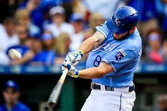 KANSAS CITY, MO - OCTOBER 01: Mike Moustakas #8 of the Kansas City Royals hits the ball during the game against the Arizona Diamondbacks at Kauffman Stadium on October 1, 2017 in Kansas City, Missouri. (Photo by Brian Davidson/Getty Images)