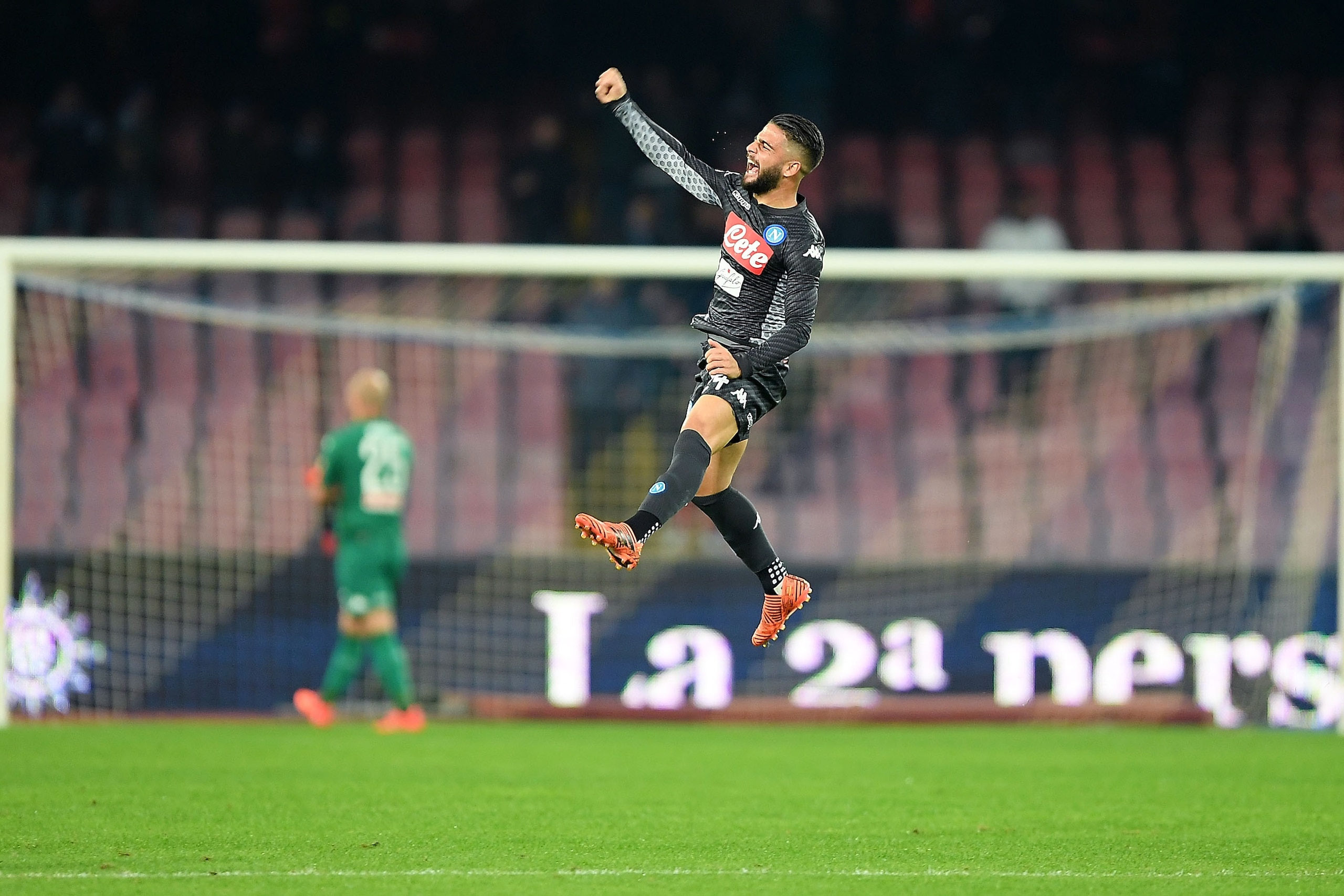 NAPLES, ITALY - NOVEMBER 18: Lorenzo Insigne of SSC Napoli celebrates after scoring 1-0 goal during the Serie A match between SSC Napoli and AC Milan at Stadio San Paolo on November 18, 2017 in Naples, Italy. (Photo by Francesco Pecoraro/Getty Images) NAPLES, ITALY - NOVEMBER 18: Lorenzo Insigne of SSC Napoli celebrates after scoring 1-0 goal during the Serie A match between SSC Napoli and AC Milan at Stadio San Paolo on November 18, 2017 in Naples, Italy. (Photo by Francesco Pecoraro/Getty Images)