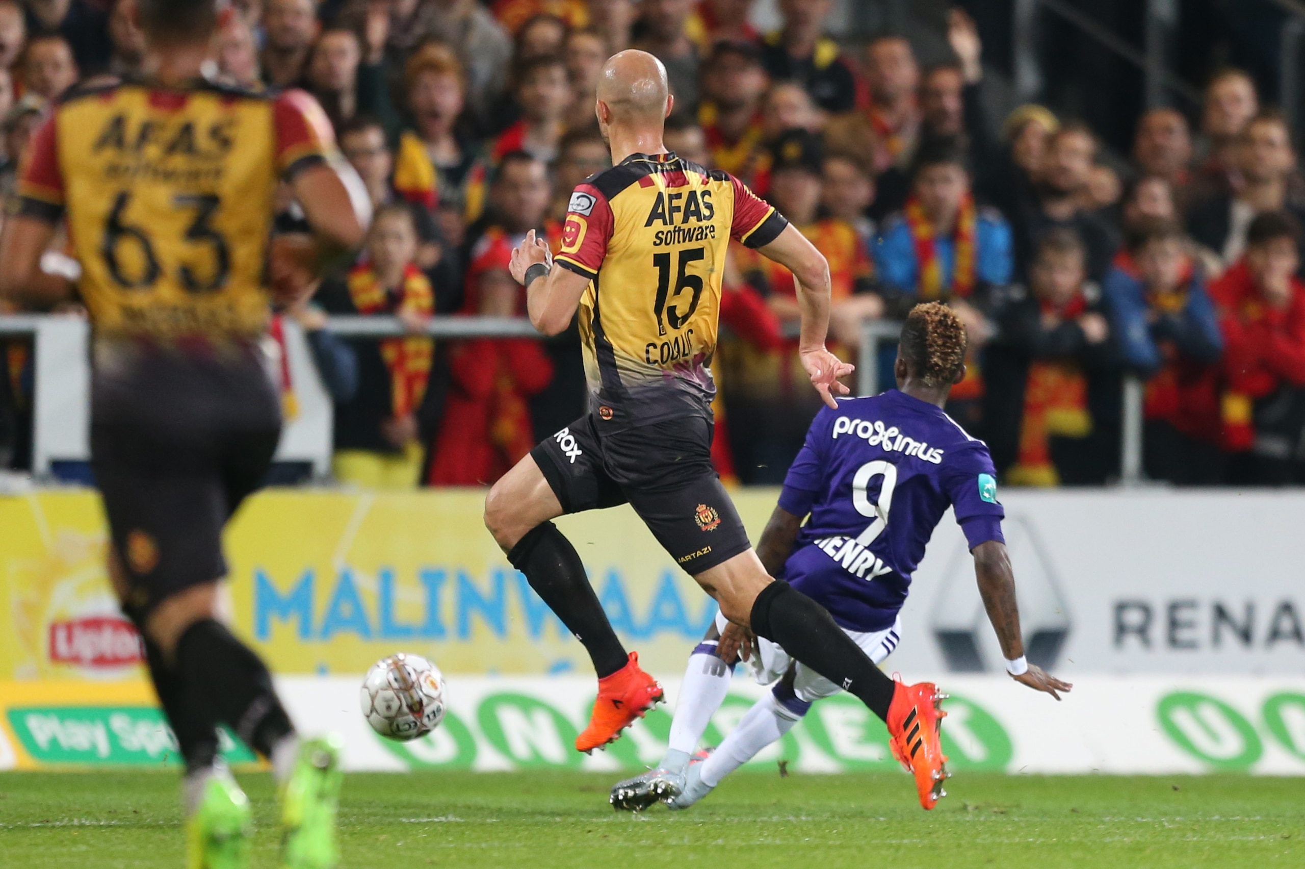 20171013 - Mechelen , Belgium / Kv Mechelen v Rsc Anderlecht / 'nHenry ONYEKURU - Goal'nFootball Jupiler Pro League 2017 - 2018 Matchday 10 / 'nPicture by Vincent Van Doornick / Isosport