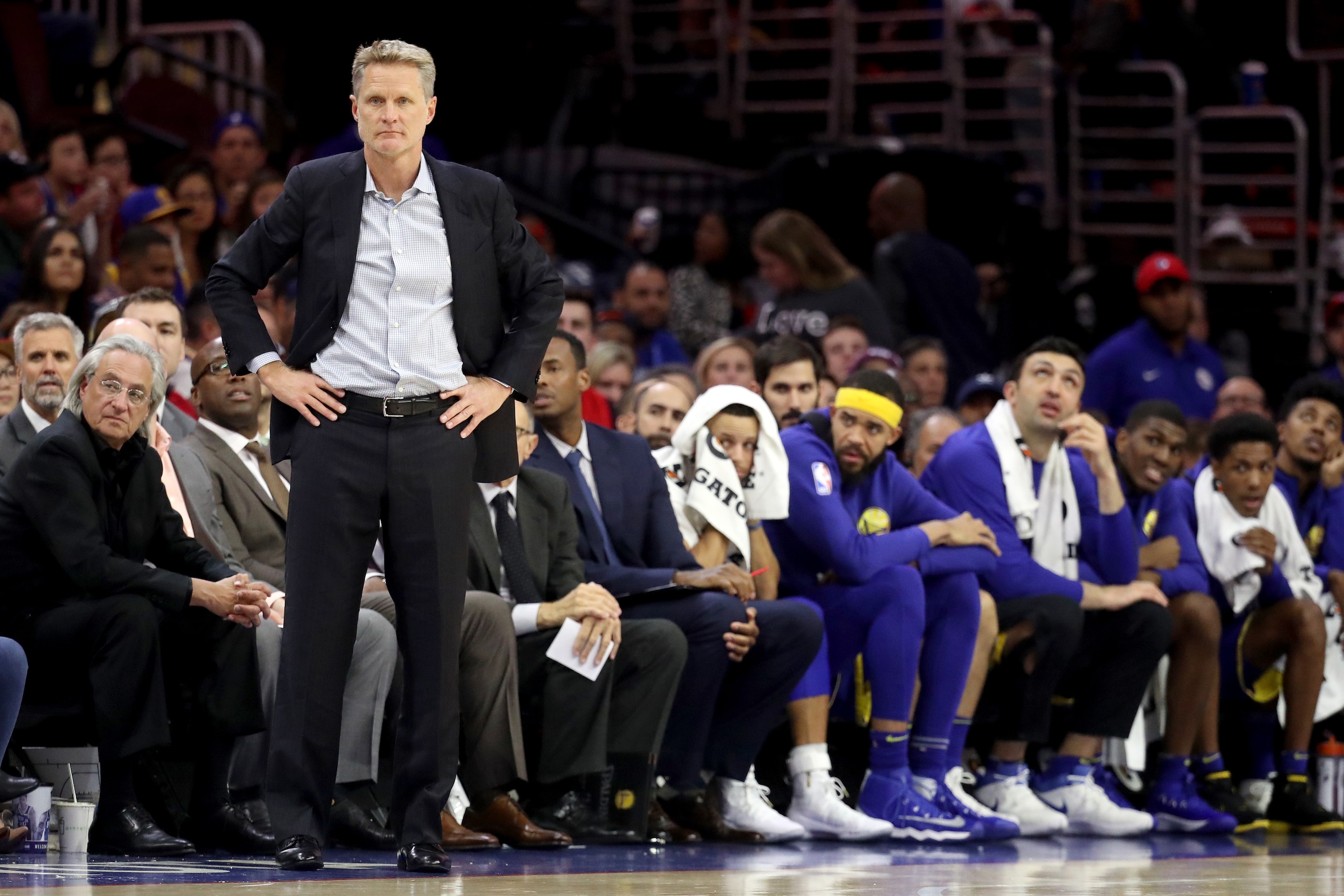 PHILADELPHIA, PA - NOVEMBER 18: Head coach Steve Kerr of the Golden State Warriors looks on against the Philadelphia 76ers in the second half at Wells Fargo Center on November 18, 2017 in Philadelphia,Pennsylvania. NOTE TO USER: User expressly acknowledge
