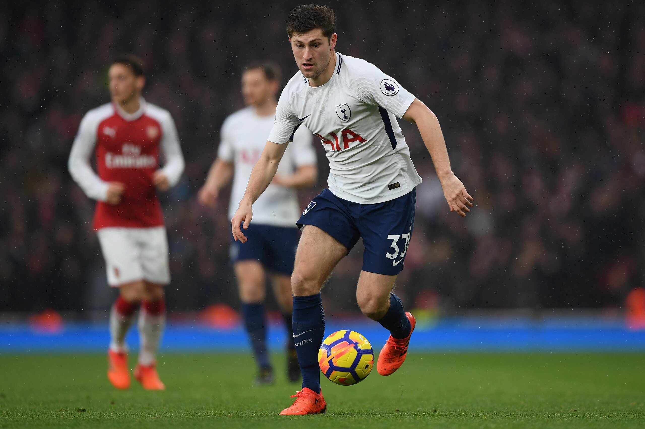 LONDON, ENGLAND - NOVEMBER 18:  Ben Davies of Tottenham Hotspur in action during the Premier League match between Arsenal and Tottenham Hotspur at Emirates Stadium on November 18, 2017 in London, England.  (Photo by Shaun Botterill/Getty Images)