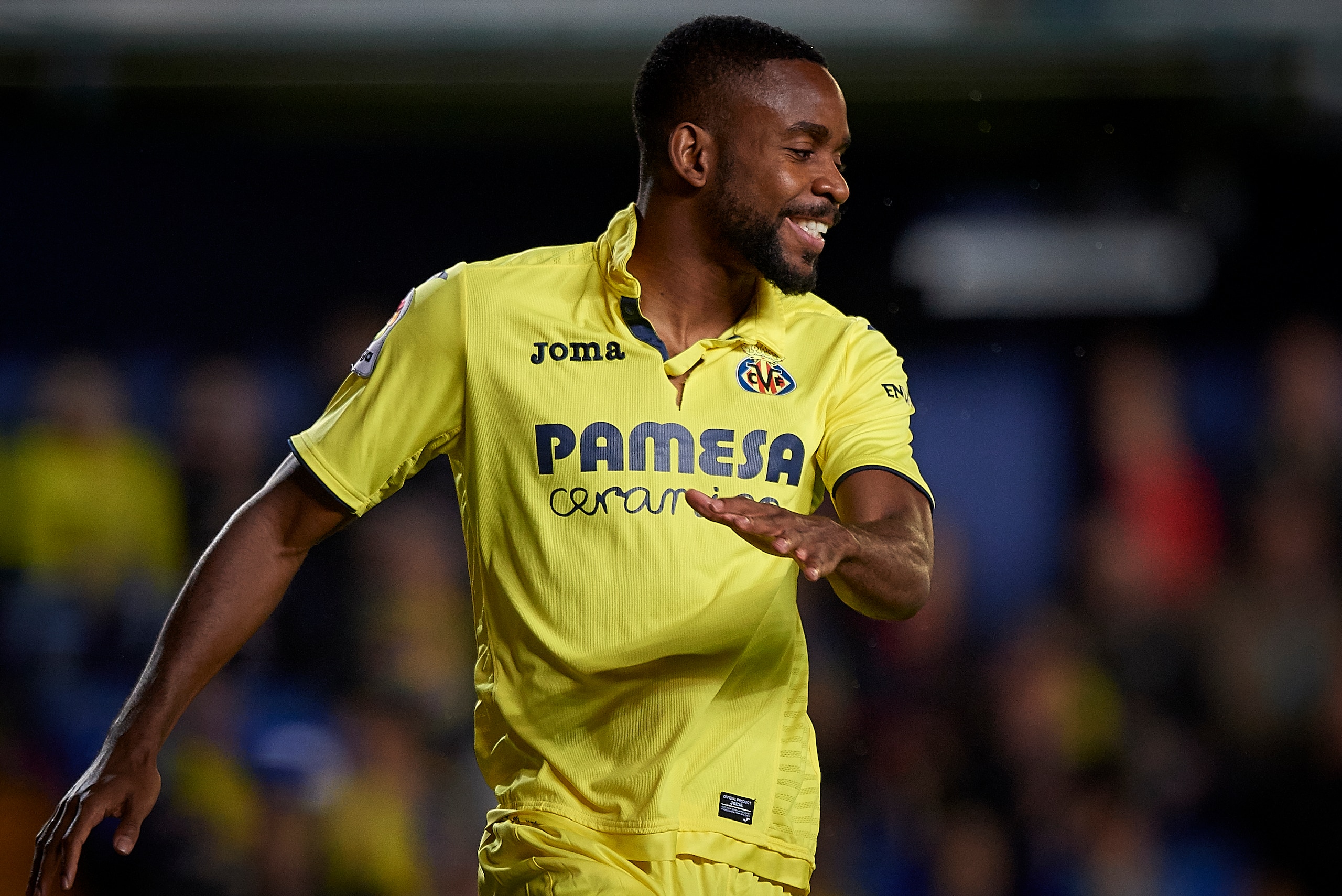 VILLARREAL, SPAIN - NOVEMBER 05:  Cedric Bakambu of Villarreal reacts during the La Liga match between Villarreal and Malaga at Estadio De la Ceramica on November 5, 2017 in Villarreal, Spain.  (Photo by fotopress/Getty Images)