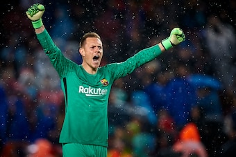 BARCELONA, SPAIN - NOVEMBER 04:  Ter Stegen of Barcelona celebrates the second goal during the La Liga match between Barcelona and Sevilla at Camp Nou on November 4, 2017 in Barcelona, Spain.  (Photo by fotopress/Getty Images)