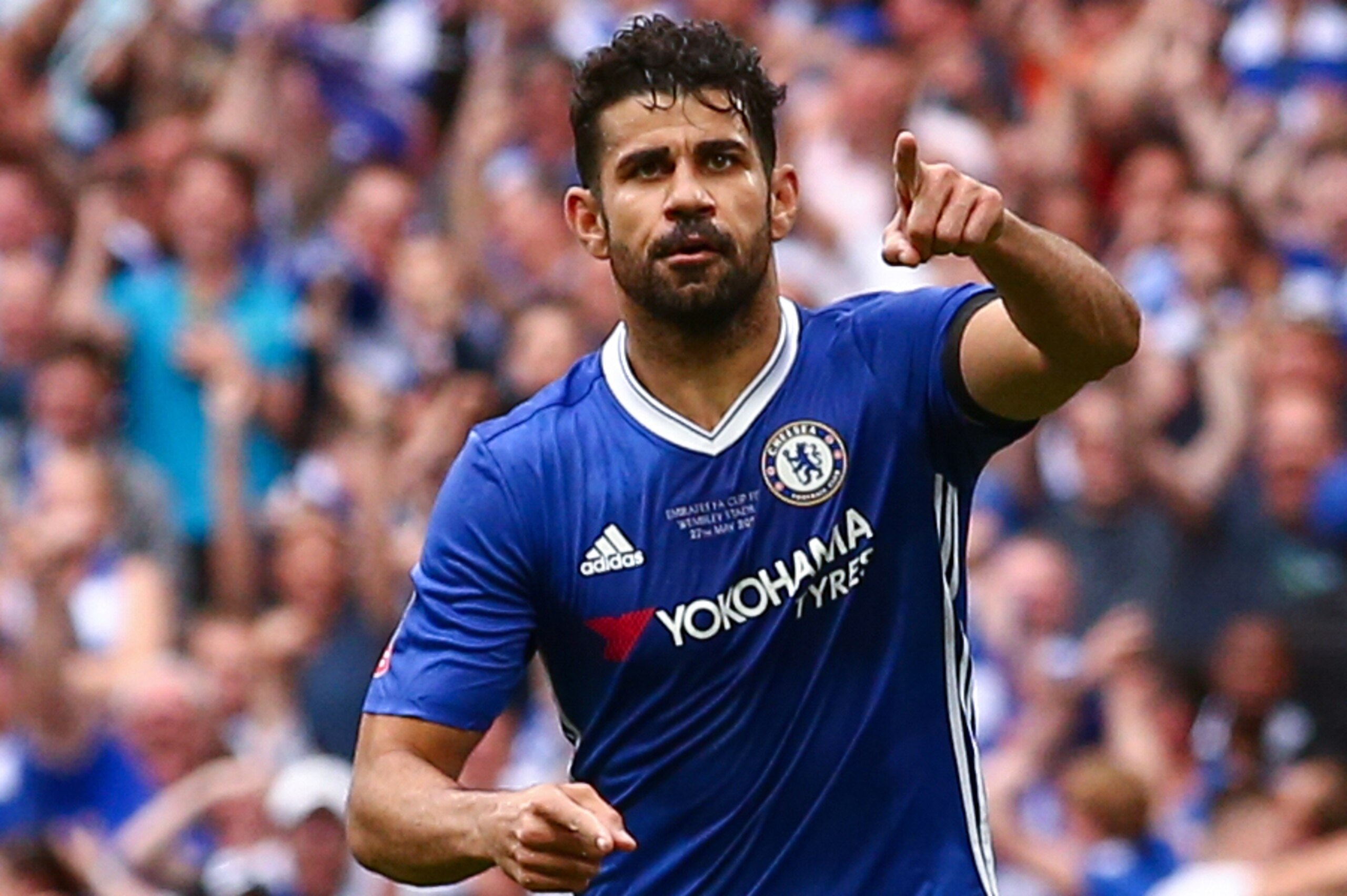 LONDON, ENGLAND - MAY 27:  Diego Costa of Chelsea celebrates after scoring a goal to make it 1-1 during the Emirates FA Cup Final match between Arsenal and Chelsea at Wembley Stadium on May 27, 2017 in London, England. (Photo by Robbie Jay Barratt - AMA/G