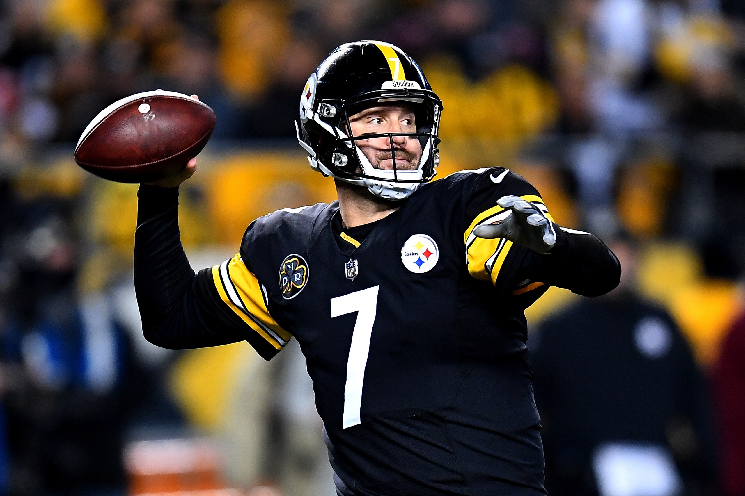 PITTSBURGH, PA - NOVEMBER 26: Ben Roethlisberger #7 of the Pittsburgh Steelers drops back to pass in the first half during the game against the Green Bay Packers at Heinz Field on November 26, 2017 in Pittsburgh, Pennsylvania. (Photo by Joe Sargent/Getty 