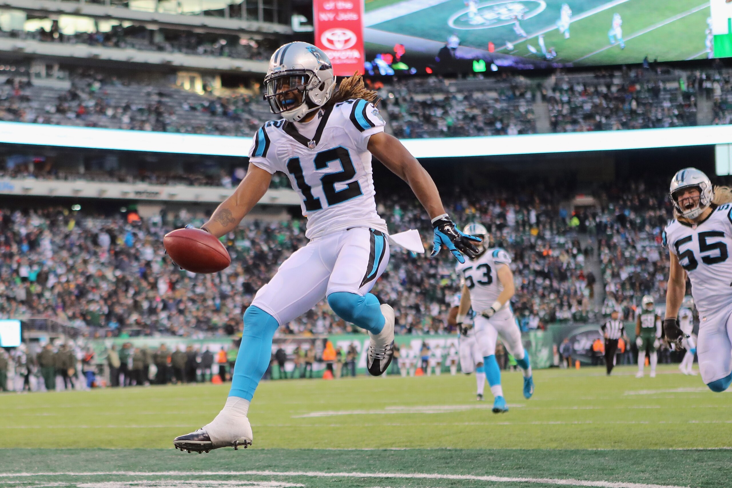 EAST RUTHERFORD, NJ - NOVEMBER 26:  Wide receiver Kaelin Clay #12 of the Carolina Panthers scores a touchdown during the fourth quarter of the game at MetLife Stadium on November 26, 2017 in East Rutherford, New Jersey.  (Photo by Abbie Parr/Getty Images)