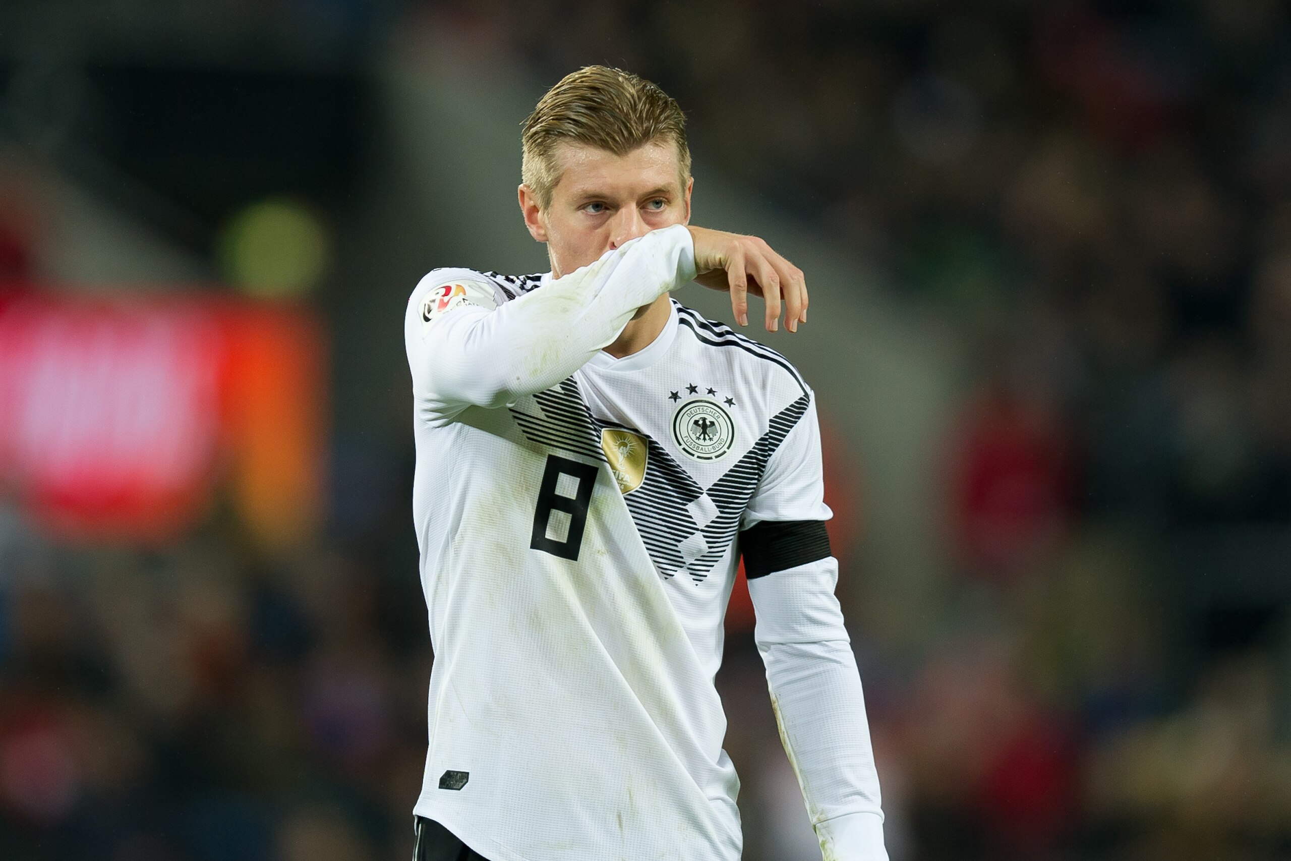 COLOGNE, GERMANY - NOVEMBER 14: Toni Kroos of Germany looks on during the International friendly match between Germany and France at RheinEnergieStadion on November 14, 2017 in Cologne, Germany. (Photo by TF-Images/TF-Images via Getty Images)