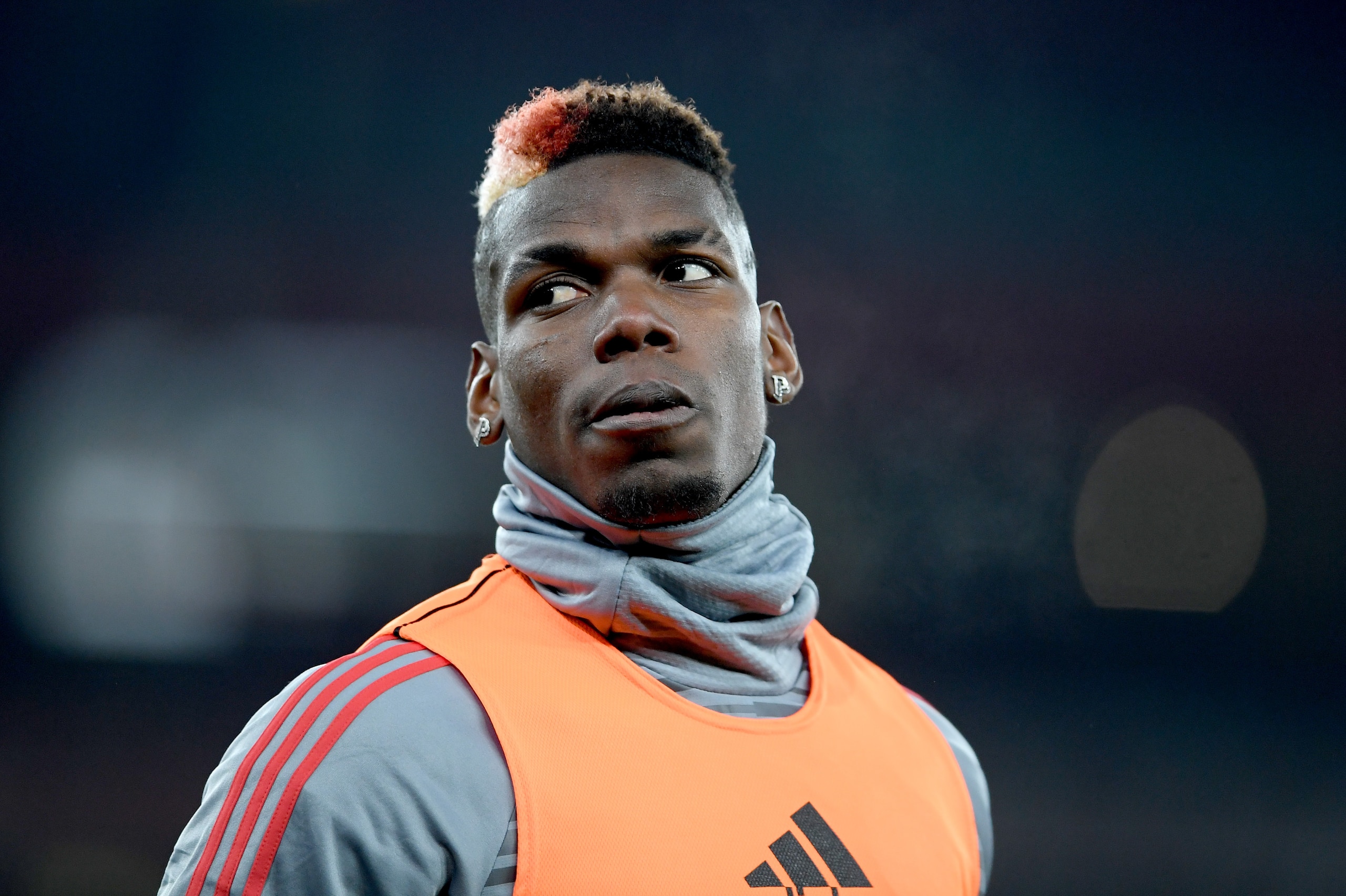 LONDON, ENGLAND - DECEMBER 02: Paul Pogba of Manchester United looks on as he warm up prior to the Premier League match between Arsenal and Manchester United at Emirates Stadium on December 2, 2017 in London, England.  (Photo by Laurence Griffiths/Getty I