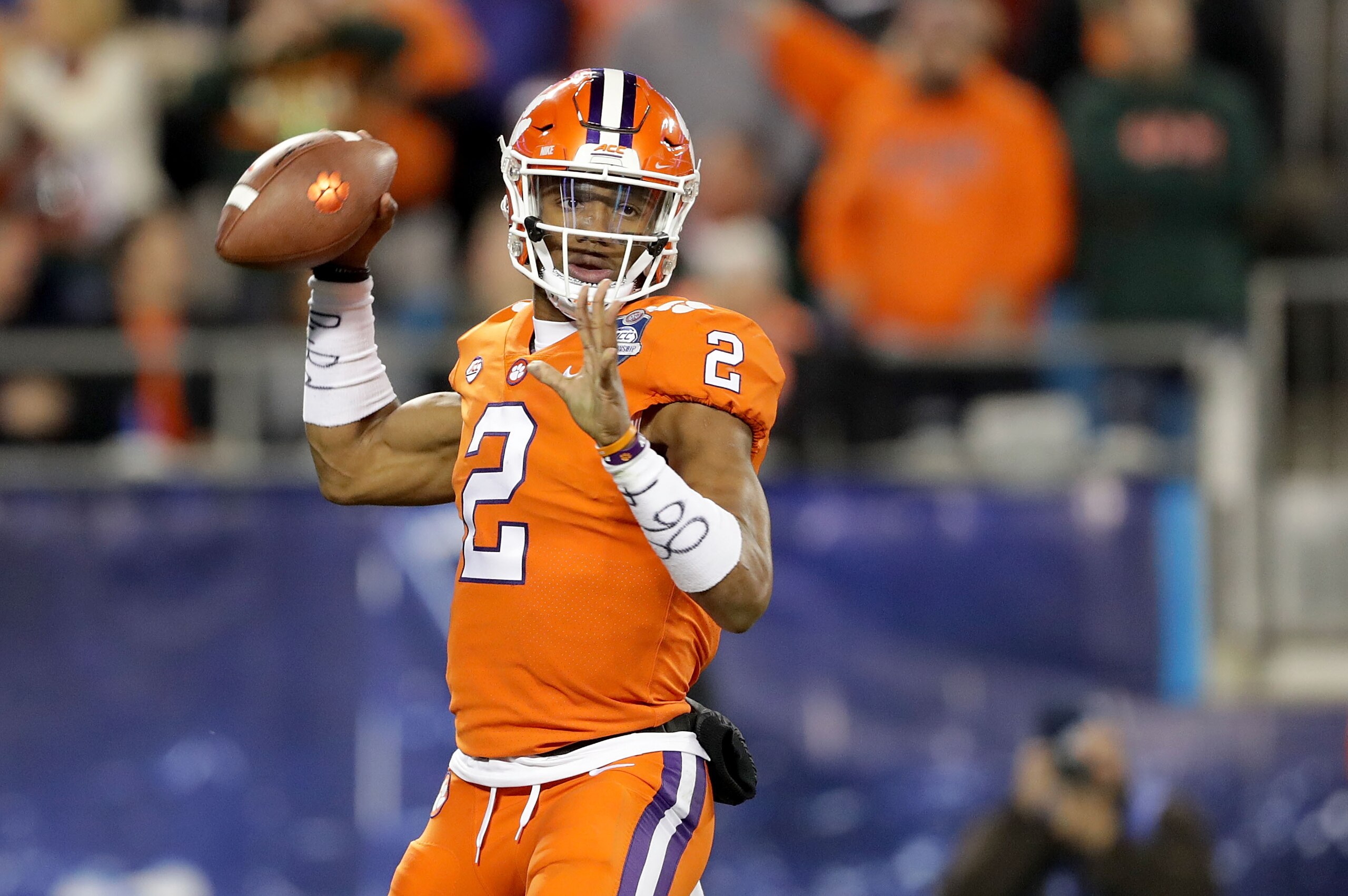 CHARLOTTE, NC - DECEMBER 02:  Kelly Bryant #2 of the Clemson Tigers throws a pass against the Miami Hurricanes in the second quarter during the ACC Football Championship at Bank of America Stadium on December 2, 2017 in Charlotte, North Carolina.  (Photo 