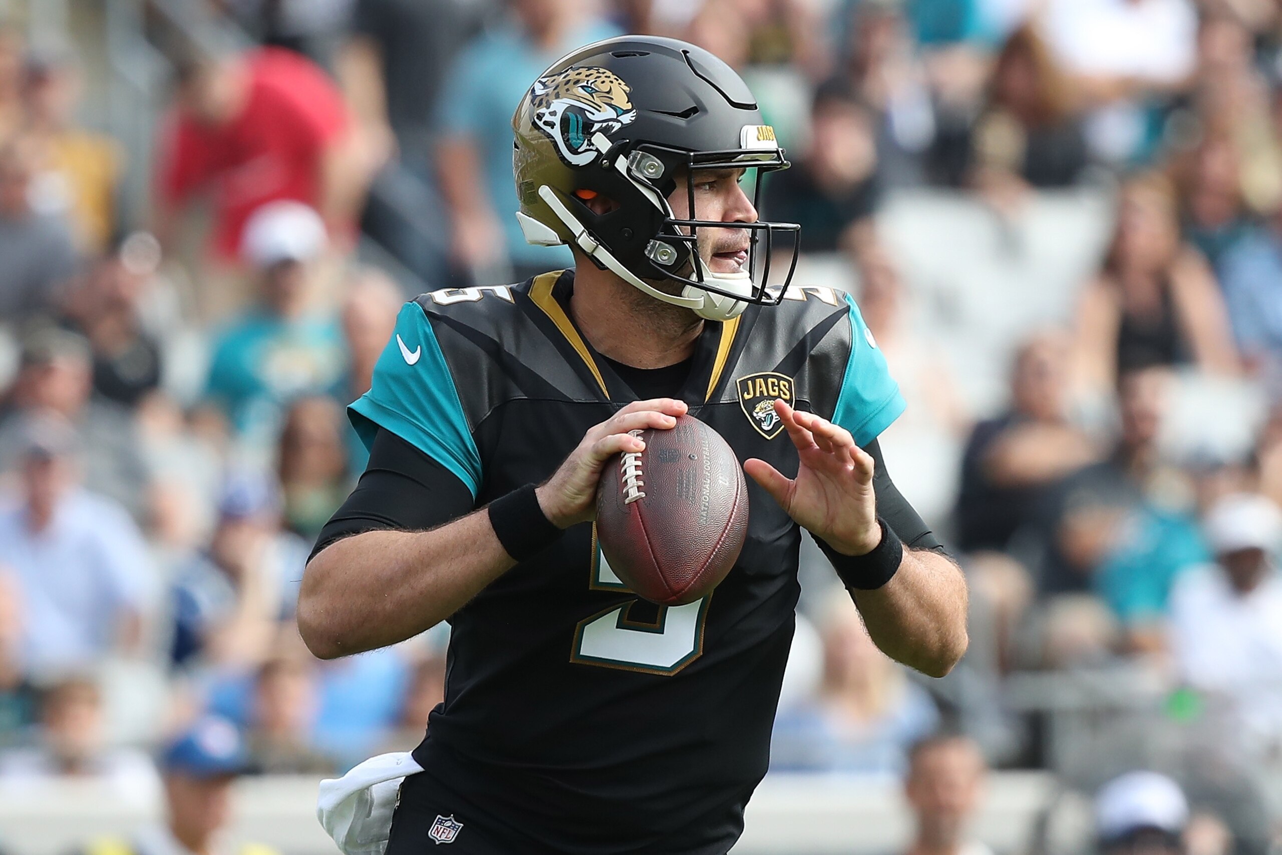 JACKSONVILLE, FL - DECEMBER 03: Blake Bortles #5 of the Jacksonville Jaguars looks to pass in the first half of their game against the Indianapolis Colts at EverBank Field on December 3, 2017 in Jacksonville, Florida. (Photo by Logan Bowles/Getty Images JACKSONVILLE, FL - DECEMBER 03: Blake Bortles #5 of the Jacksonville Jaguars looks to pass in the first half of their game against the Indianapolis Colts at EverBank Field on December 3, 2017 in Jacksonville, Florida. (Photo by Logan Bowles/Getty Images