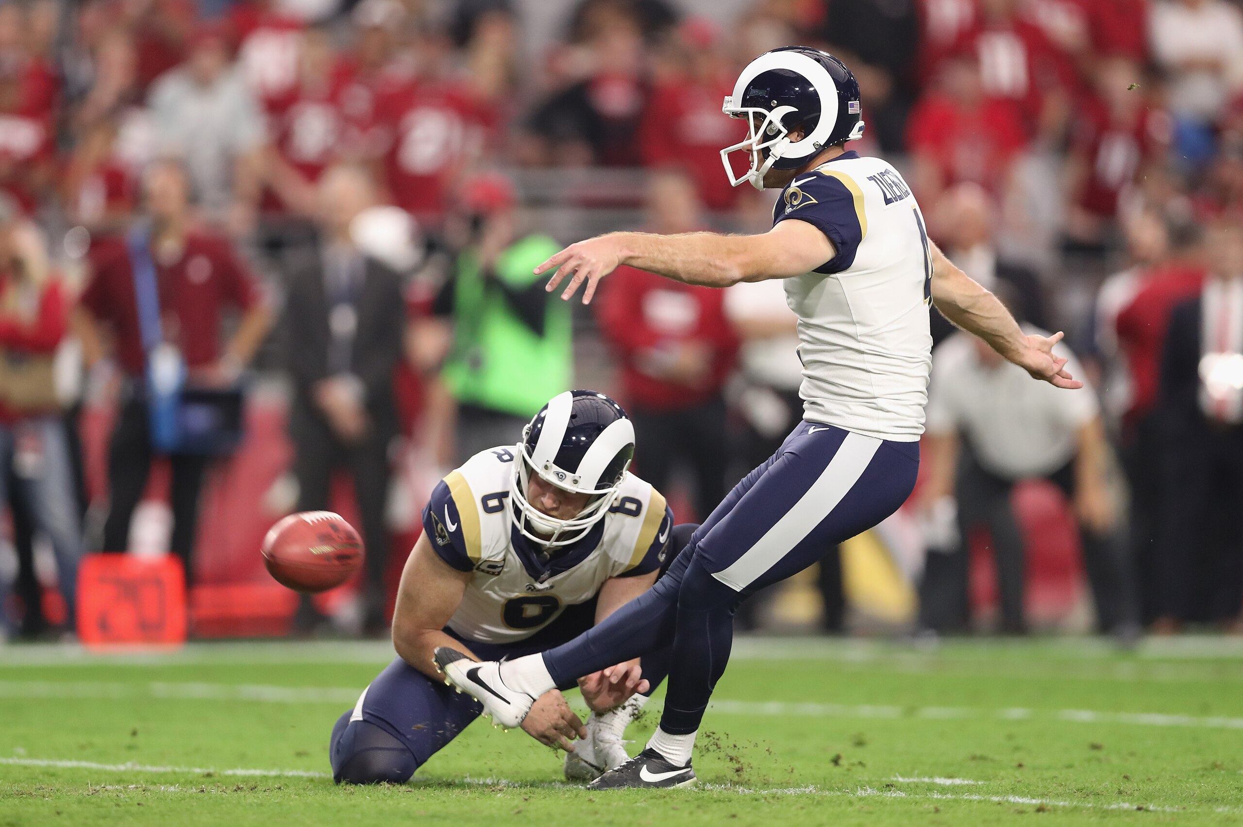 GLENDALE, AZ - DECEMBER 03: Kicker Greg Zuerlein #4 of the Los Angeles Rams kicks a 20-yard field goal during the second quarter of the NFL game against the Arizona Cardinals at the University of Phoenix Stadium on December 3, 2017 in Glendale, Arizona. GLENDALE, AZ - DECEMBER 03: Kicker Greg Zuerlein #4 of the Los Angeles Rams kicks a 20-yard field goal during the second quarter of the NFL game against the Arizona Cardinals at the University of Phoenix Stadium on December 3, 2017 in Glendale, Arizona.
