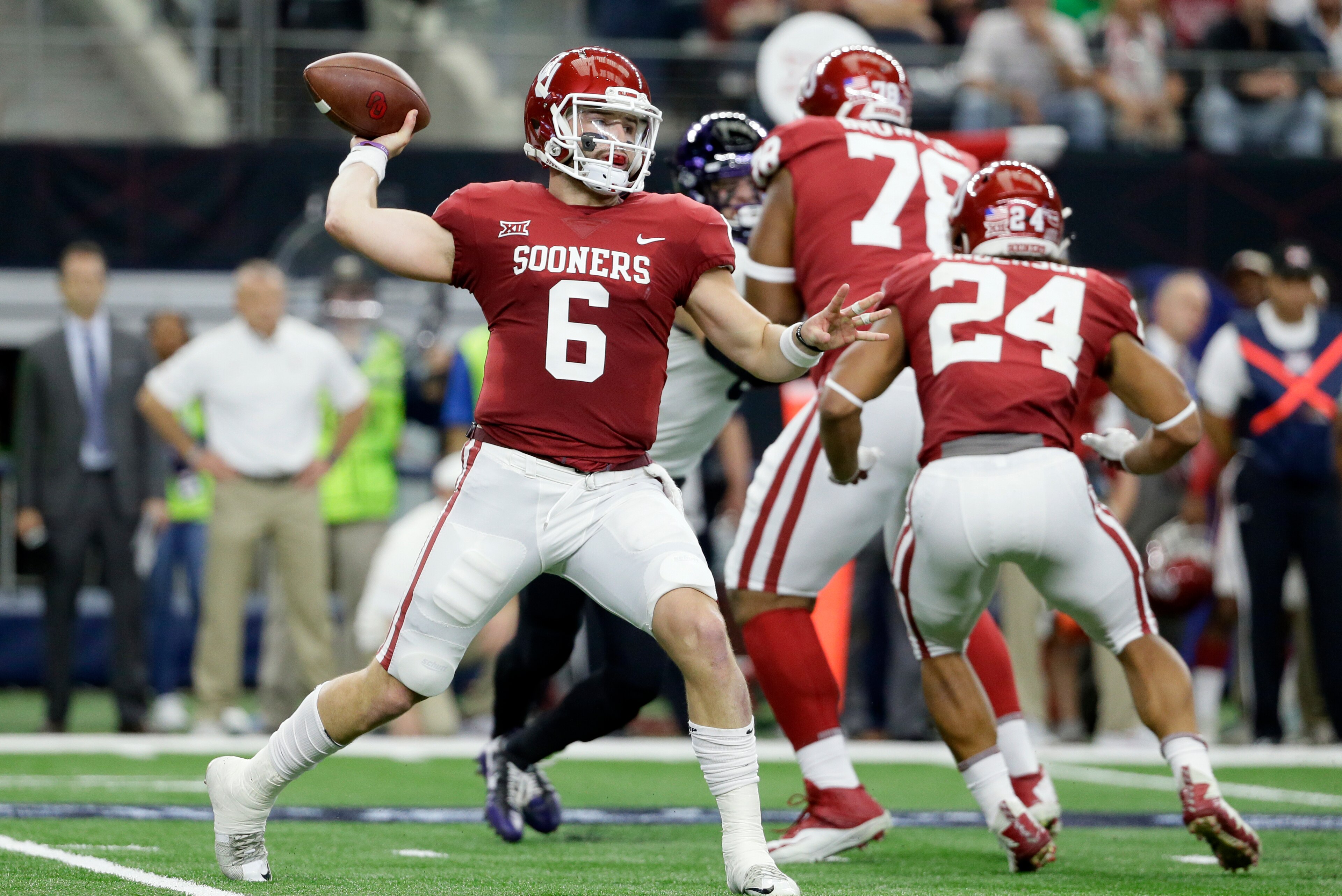 Baker Mayfield leads the Oklahoma offense.